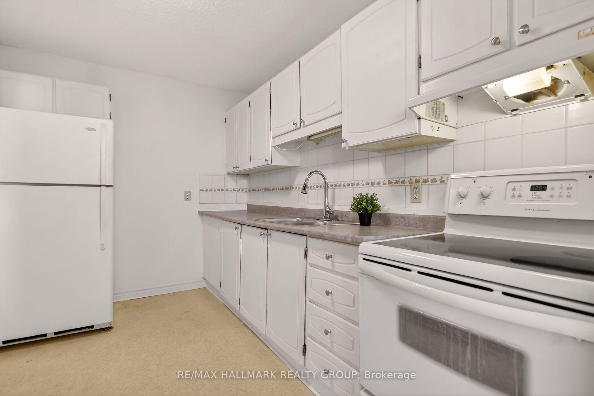 Photo 26 of Unit 1001, 665 Bathgate Drive, Ottawa, Carson Meadows — HOMEH