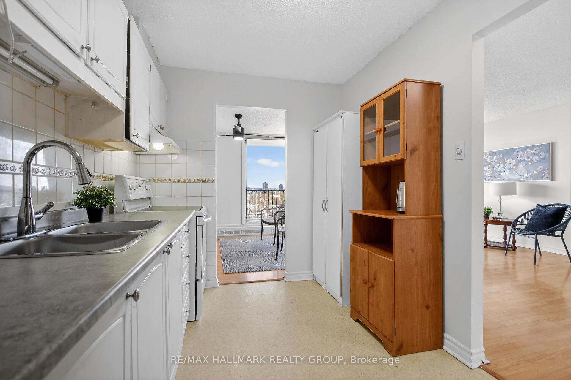 Photo 28 of Unit 1001, 665 Bathgate Drive, Ottawa, Carson Meadows — HOMEH
