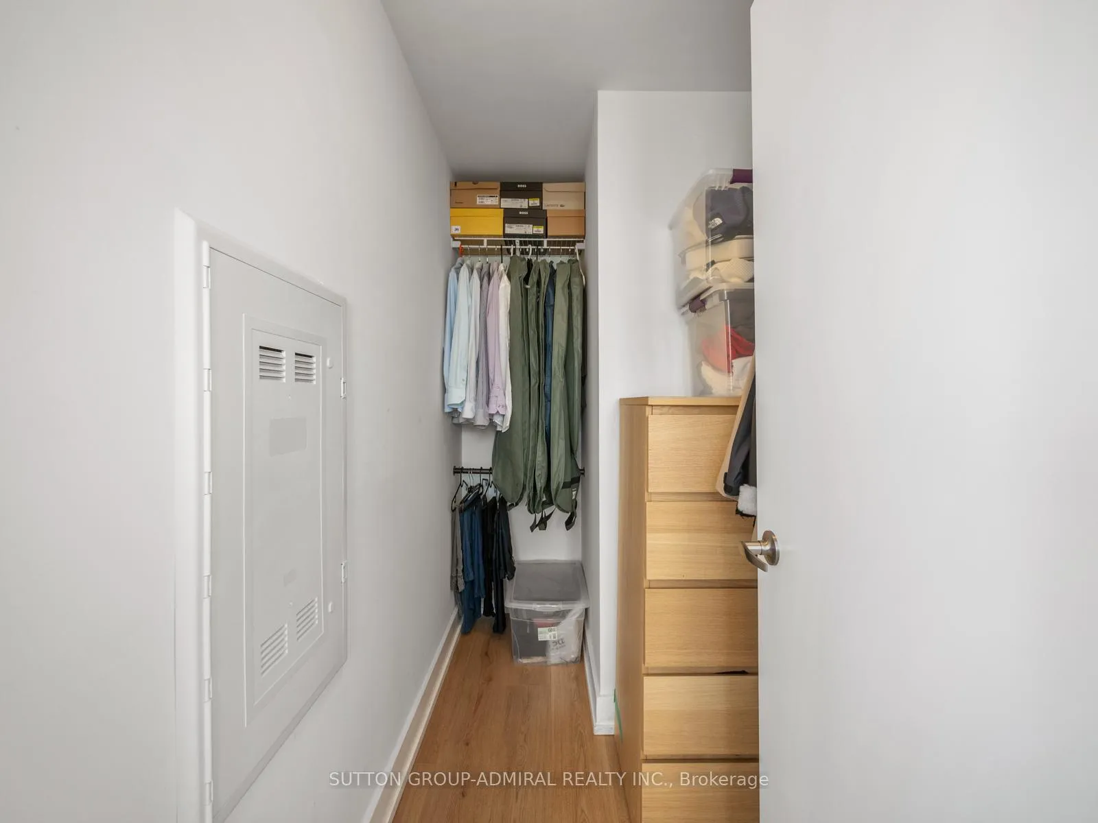 Photo 13 of Unit 1005, 128 Fairview Mall Drive, North York, Don Valley Village — HOMEH