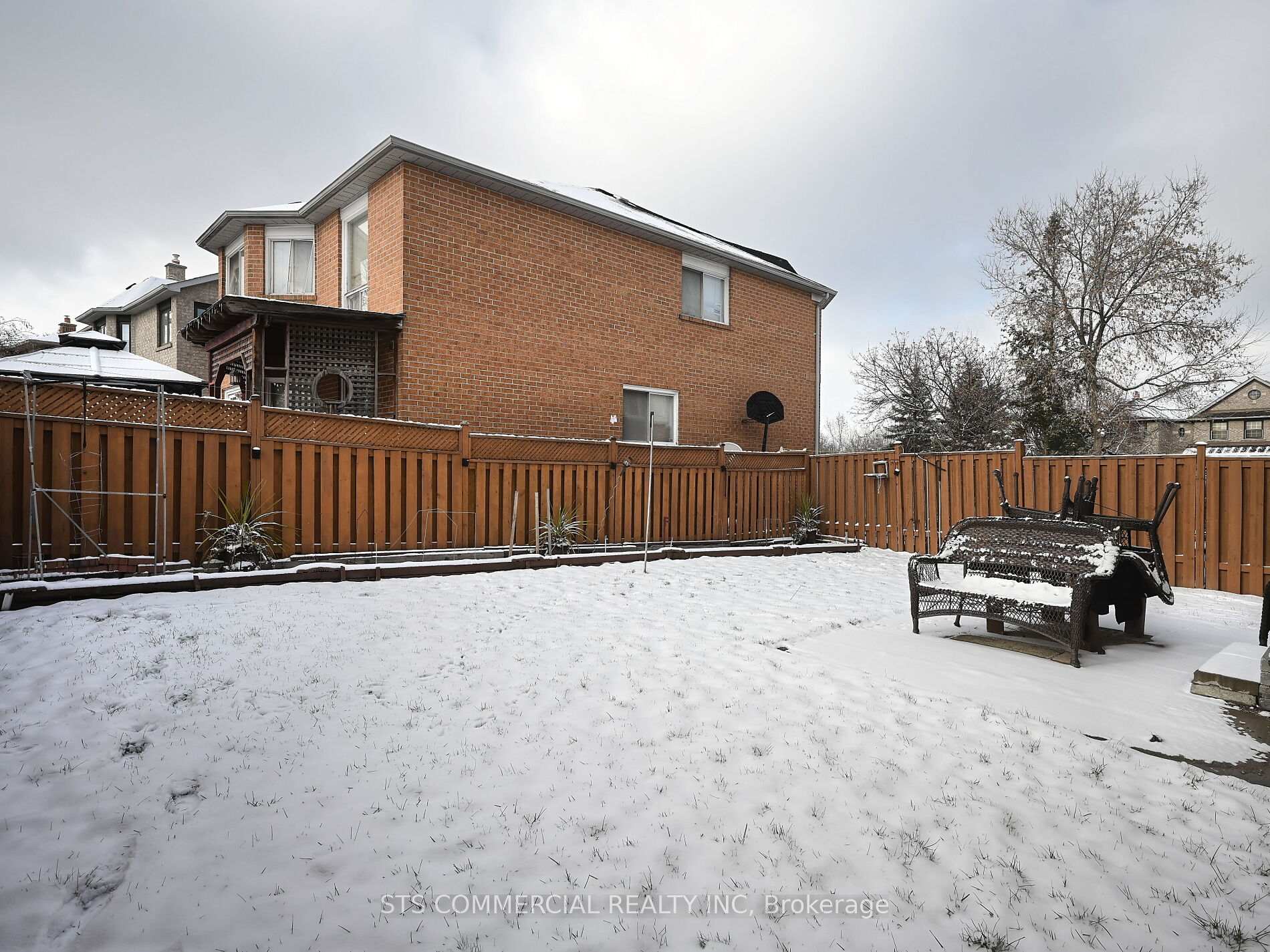 Photo 50 of 72 Adirondack Crescent W, Brampton, Sandringham-Wellington — HOMEH