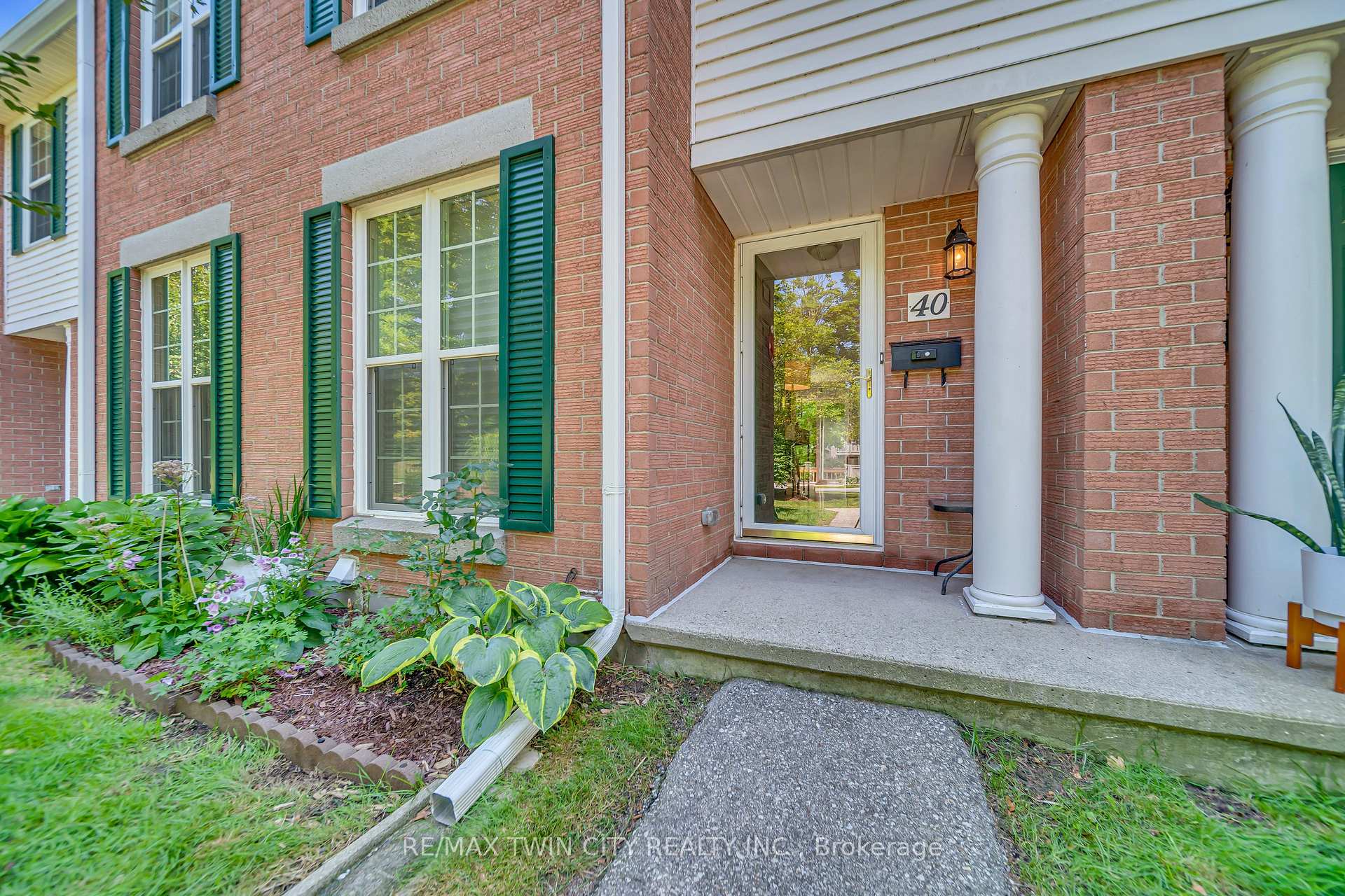 Photo 33 of Unit 40, 465 Woolwich Street N, Waterloo — HOMEH