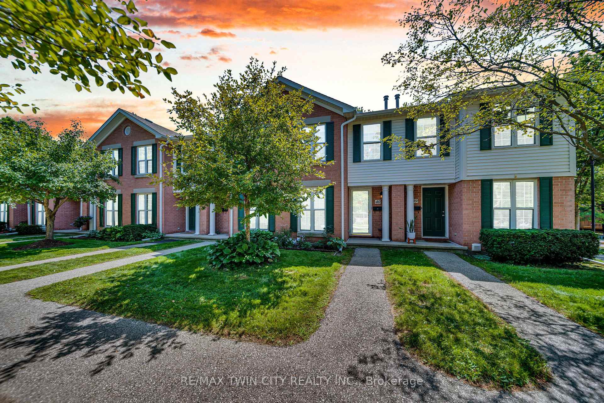 Photo 34 of Unit 40, 465 Woolwich Street N, Waterloo — HOMEH