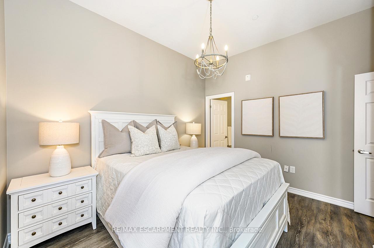 Photo 16 of Unit 1101, 716 Main Street E, Milton, Timberlea — HOMEH