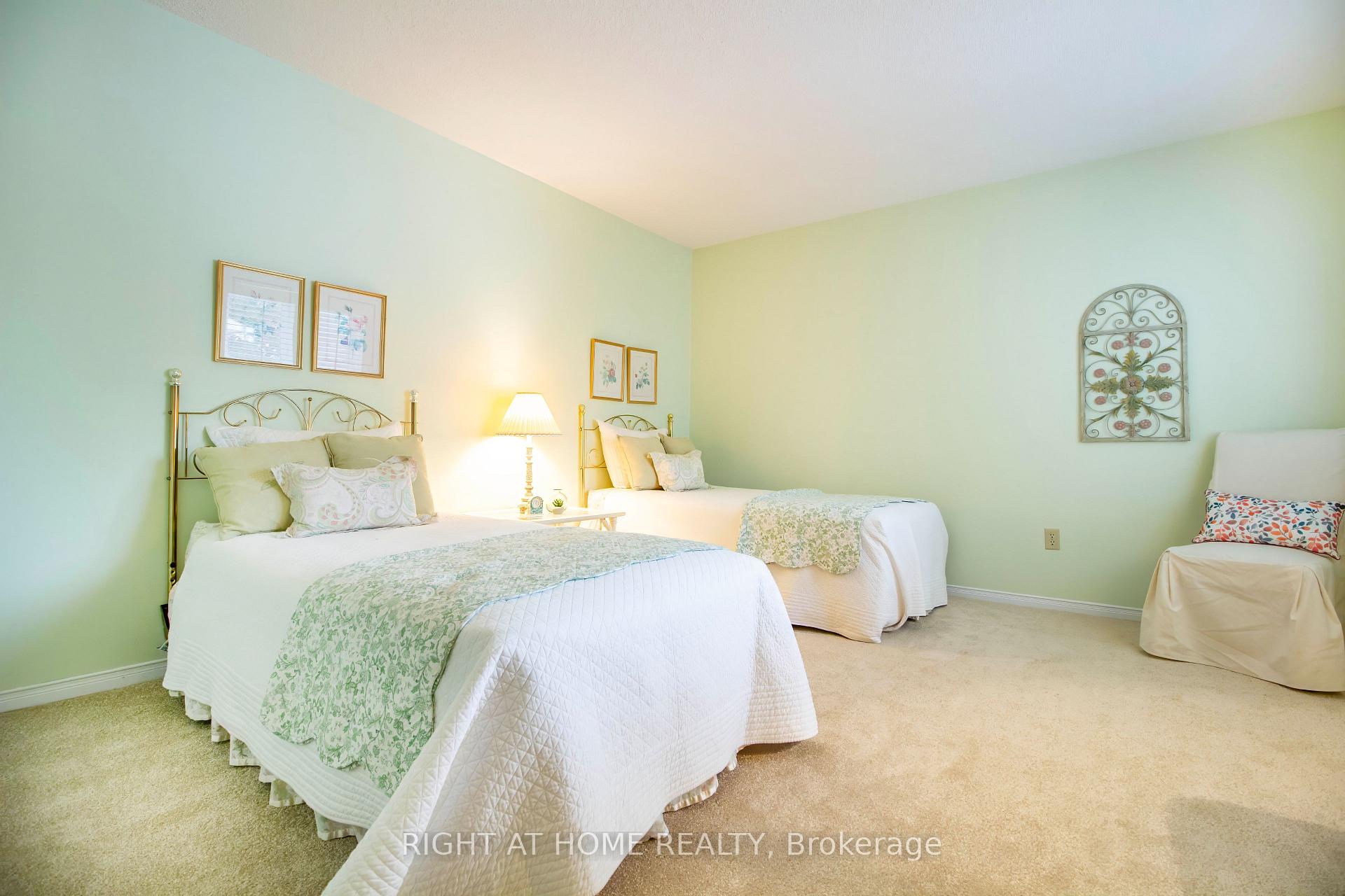 Photo 18 of Unit 63, 1725 The Chase, Mississauga, Central Erin Mills — HOMEH