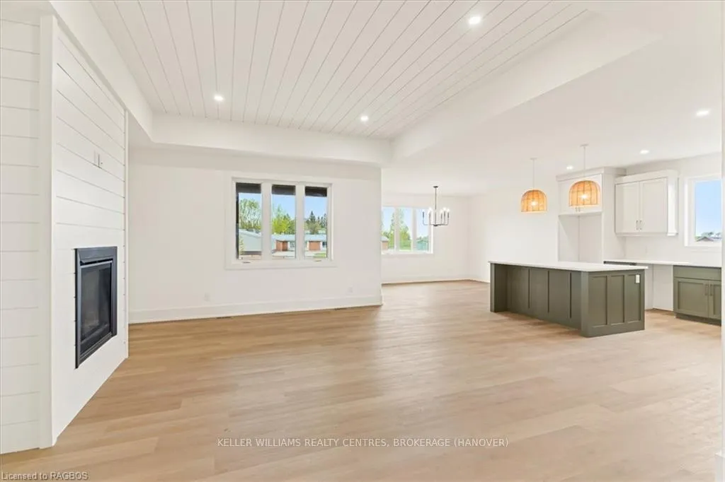 Photo 15 of 54 Chestnut Hill Crescent, Arran-Elderslie — HOMEH
