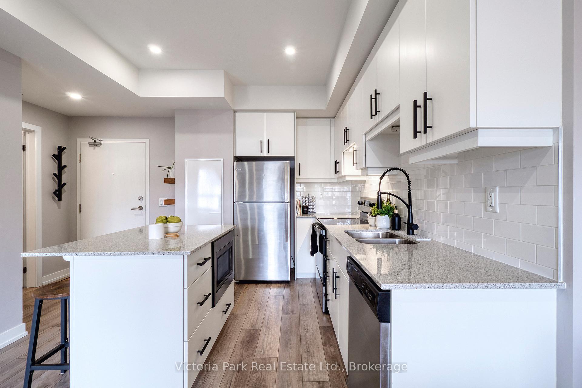 Photo 12 of Unit 610, 251 Northfield Drive E, Waterloo — HOMEH