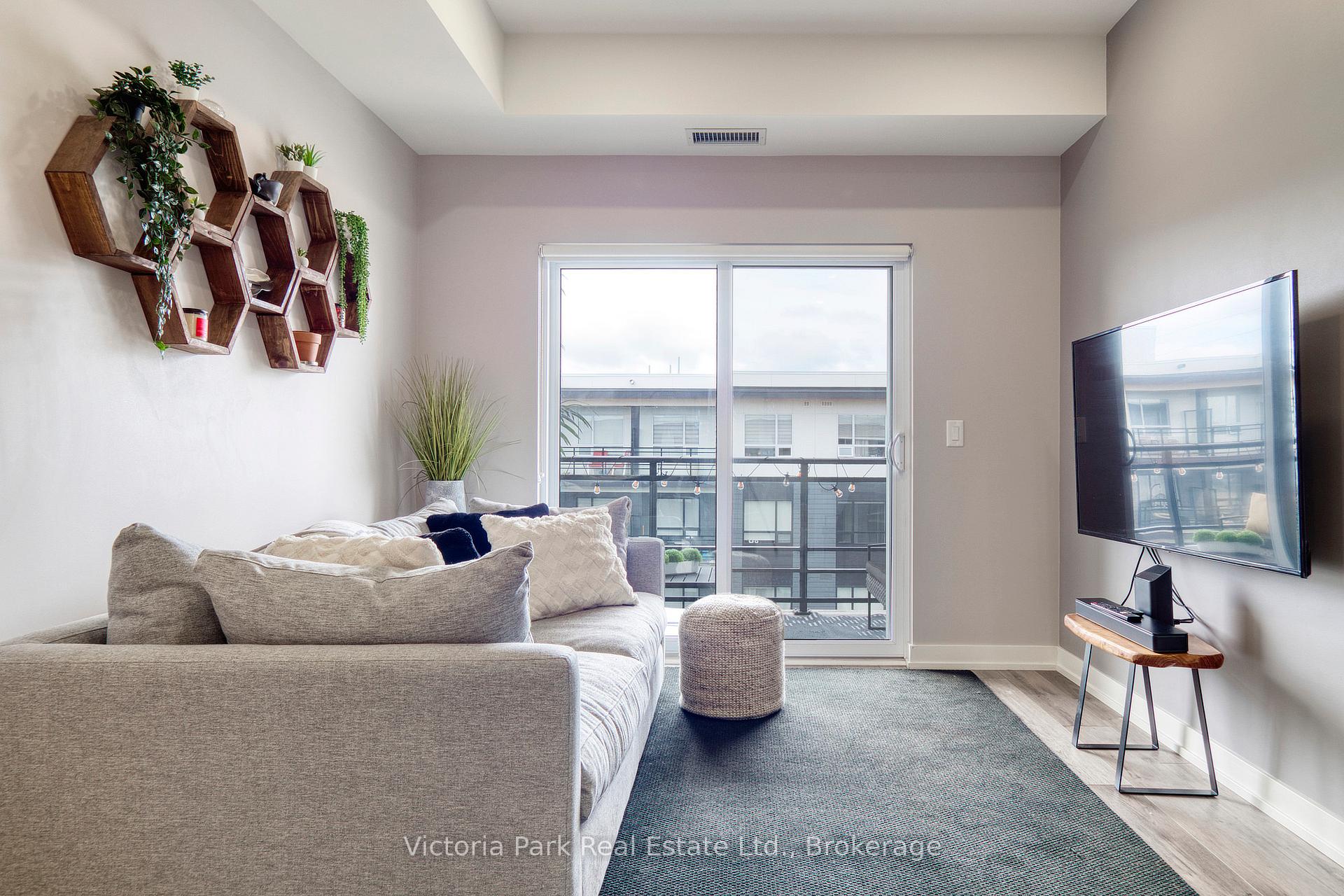 Photo 17 of Unit 610, 251 Northfield Drive E, Waterloo — HOMEH