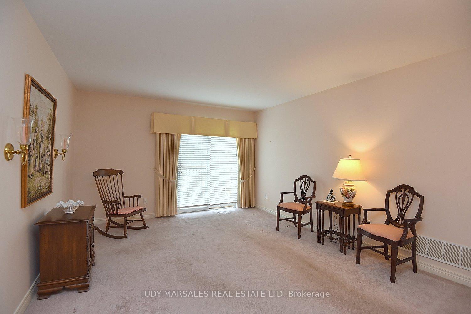 Photo 9 of Unit 26, 47 Main Street N, Hamilton, Waterdown — HOMEH