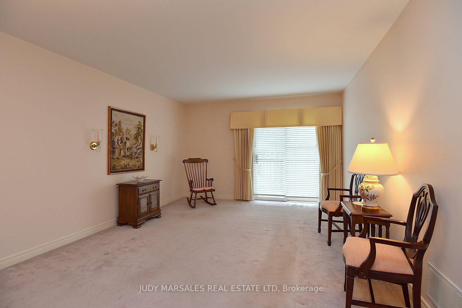 Photo 10 of Unit 26, 47 Main Street N, Hamilton, Waterdown — HOMEH