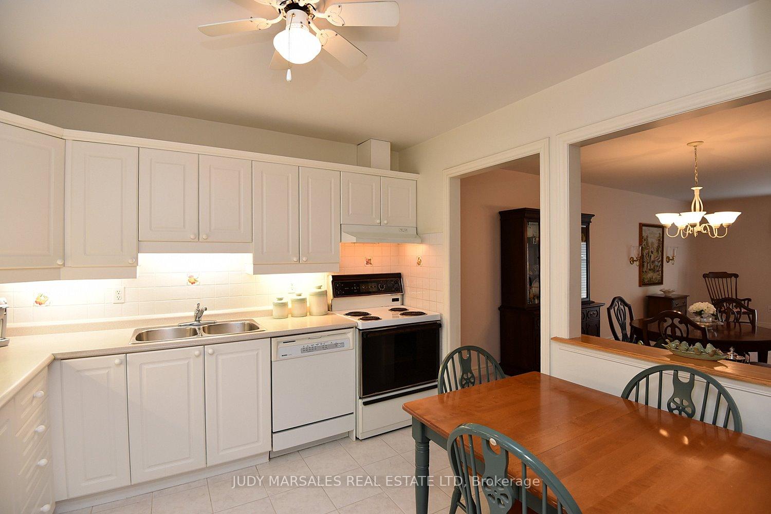 Photo 14 of Unit 26, 47 Main Street N, Hamilton, Waterdown — HOMEH