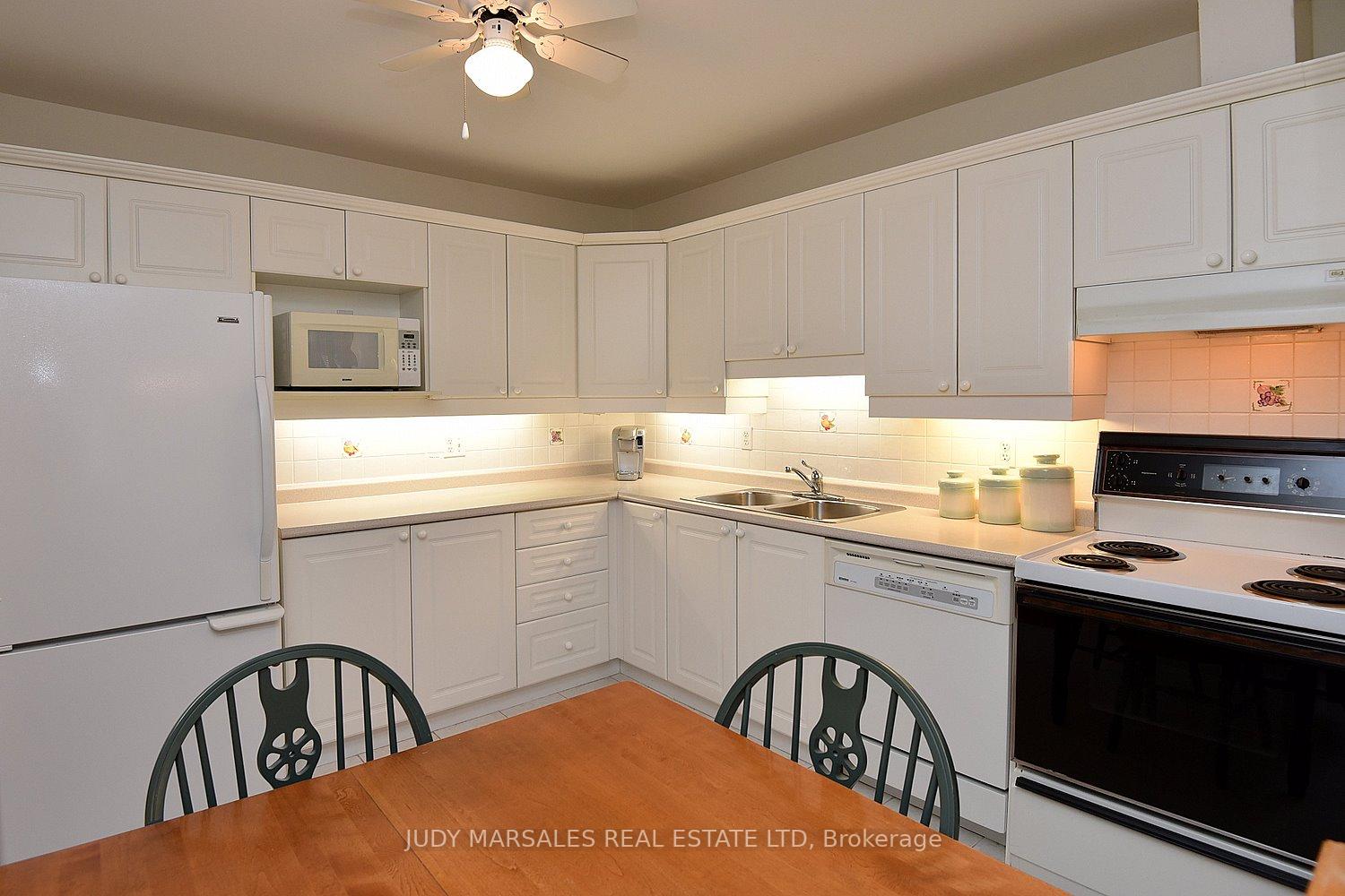 Photo 17 of Unit 26, 47 Main Street N, Hamilton, Waterdown — HOMEH
