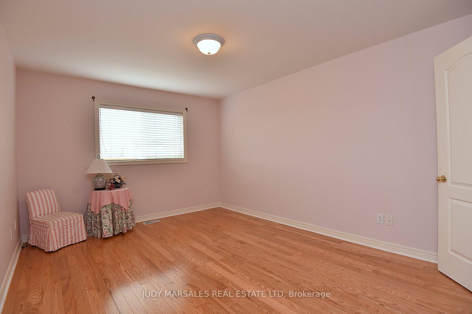 Photo 22 of Unit 26, 47 Main Street N, Hamilton, Waterdown — HOMEH