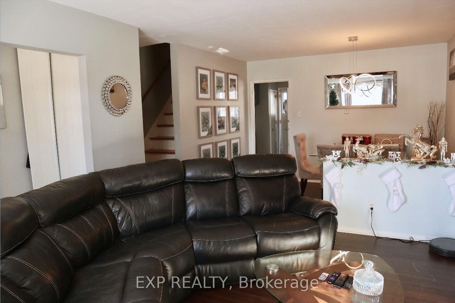 Photo 8 of 1305 Coldrey Avenue, Ottawa, Carlington — HOMEH