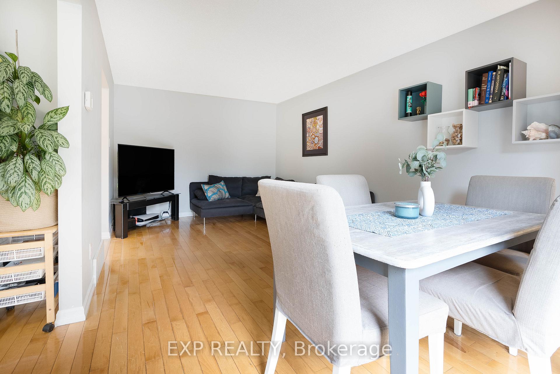 Photo 6 of Unit 75, 3691 Albion Road, Ottawa, Sawmill Creek/Timbermill — HOMEH