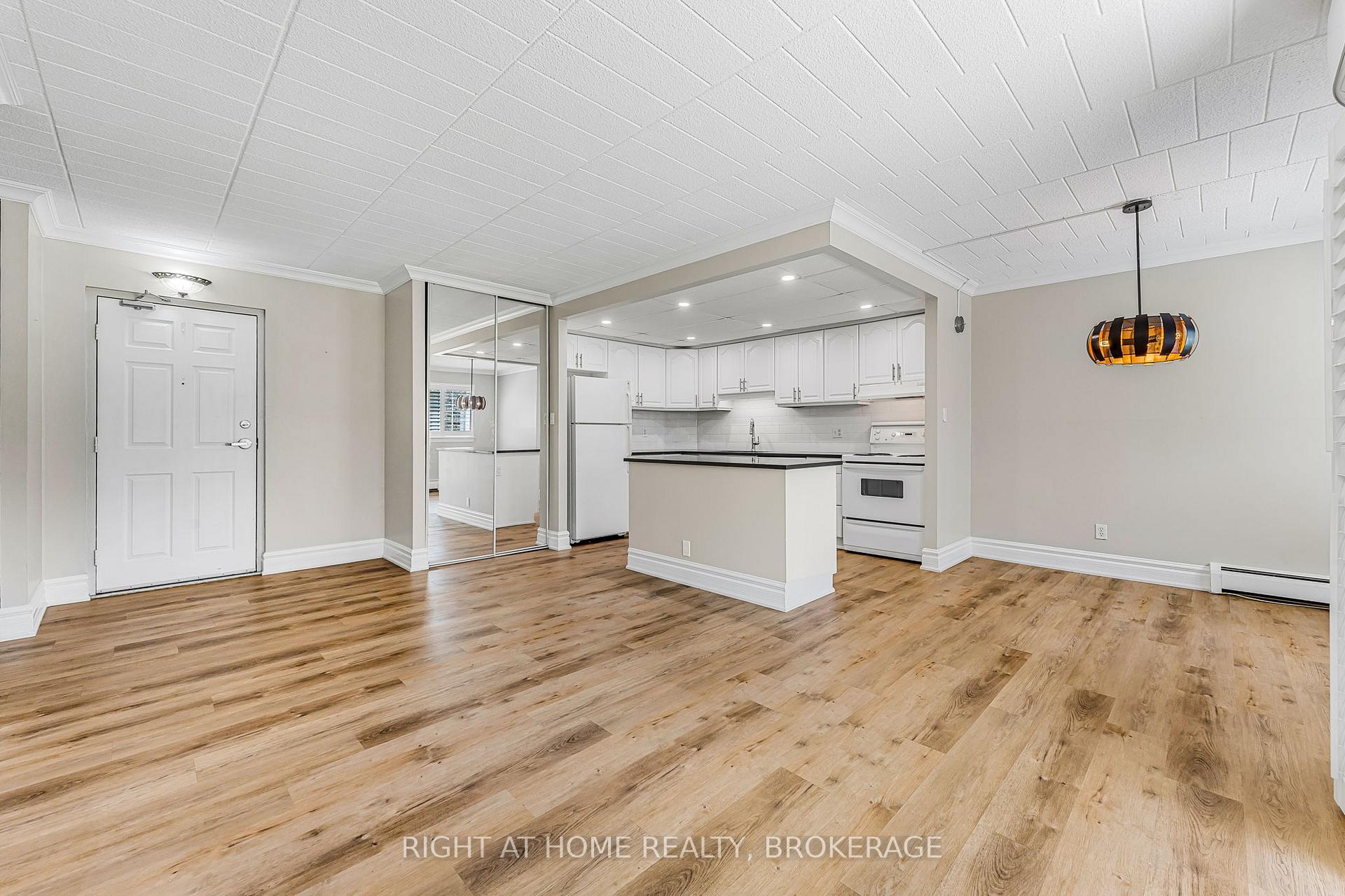 Photo 9 of Unit 102, 20 John Street, Grimsby, Grimsby East — HOMEH