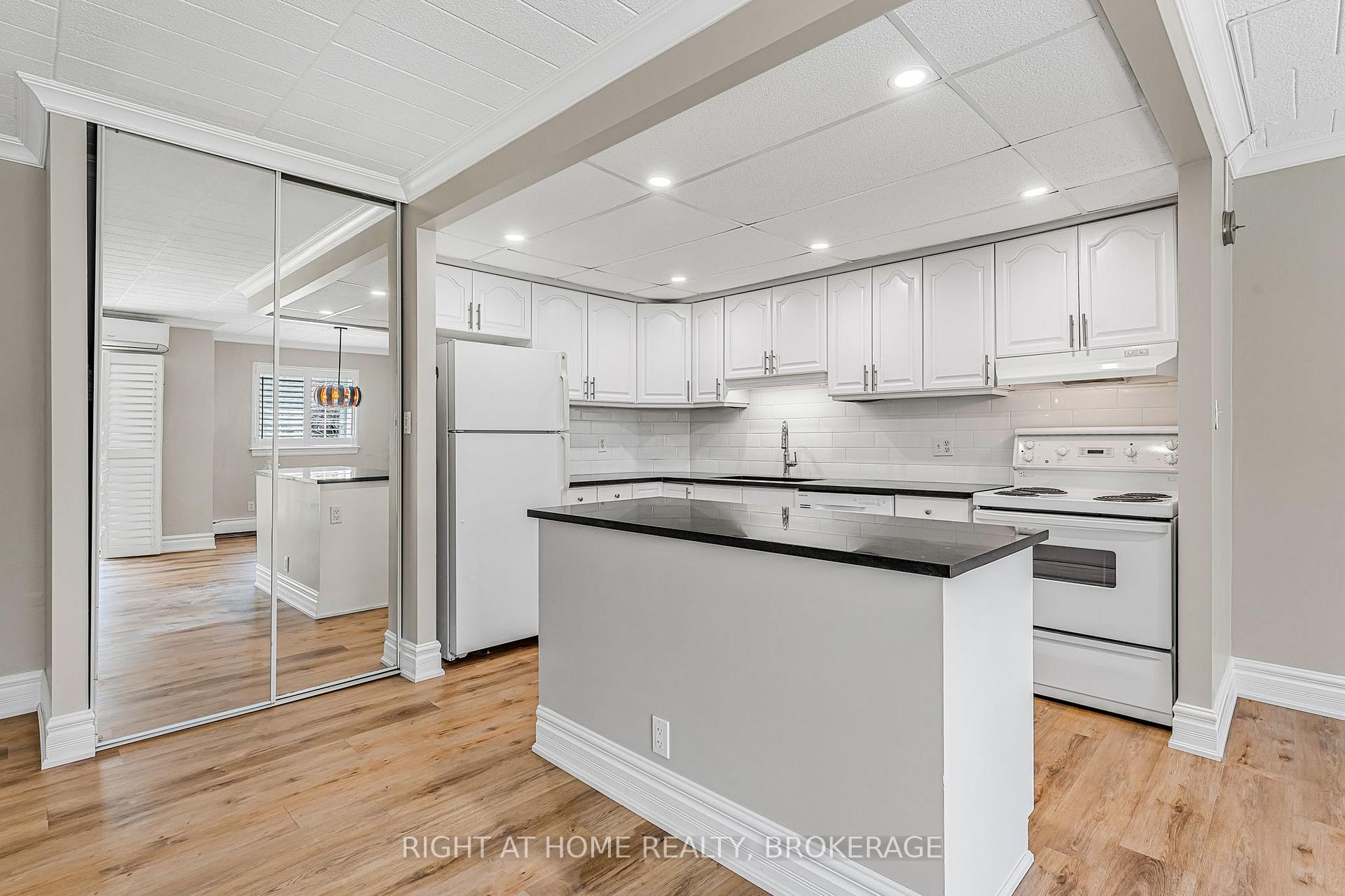 Photo 10 of Unit 102, 20 John Street, Grimsby, Grimsby East — HOMEH