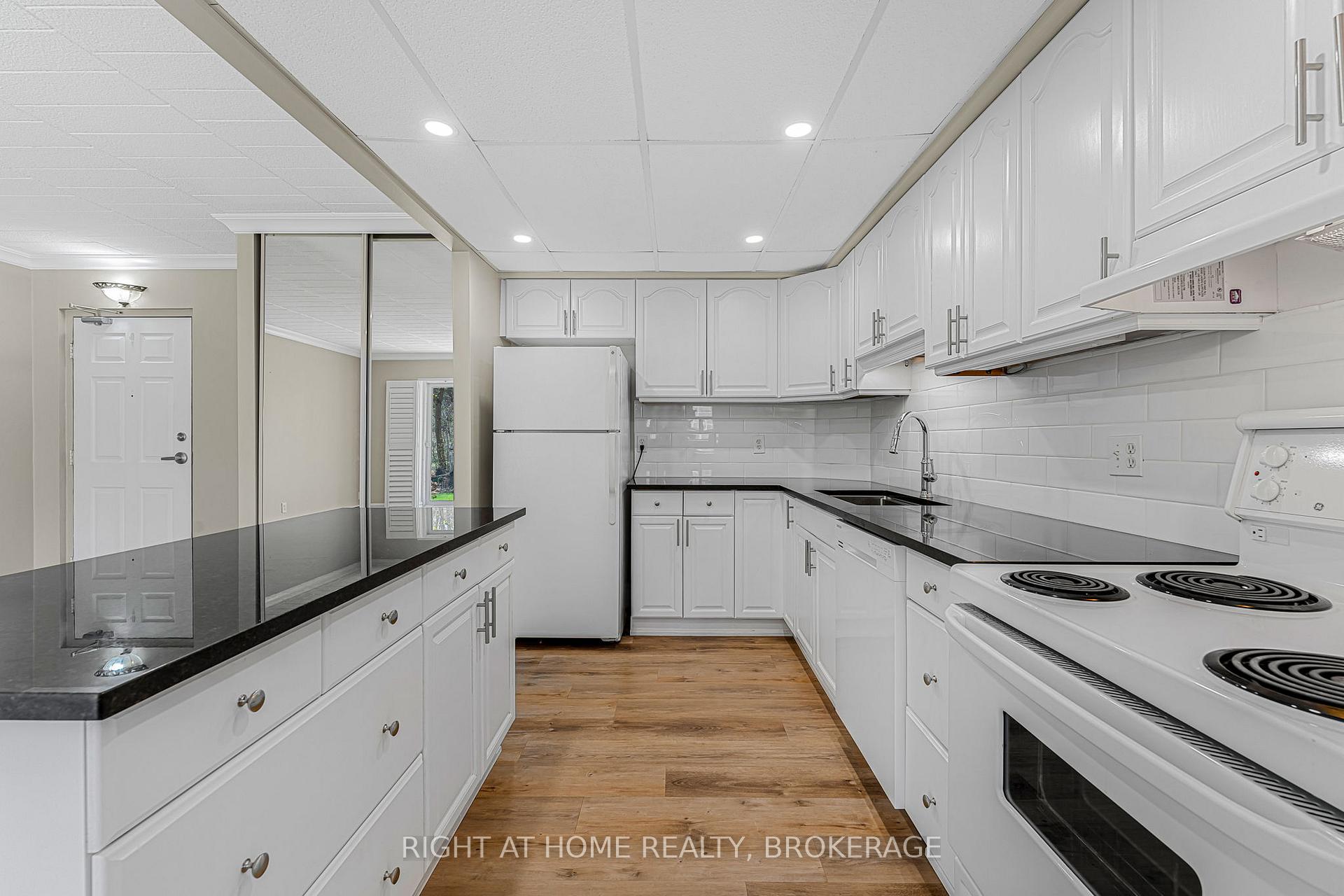 Photo 15 of Unit 102, 20 John Street, Grimsby, Grimsby East — HOMEH