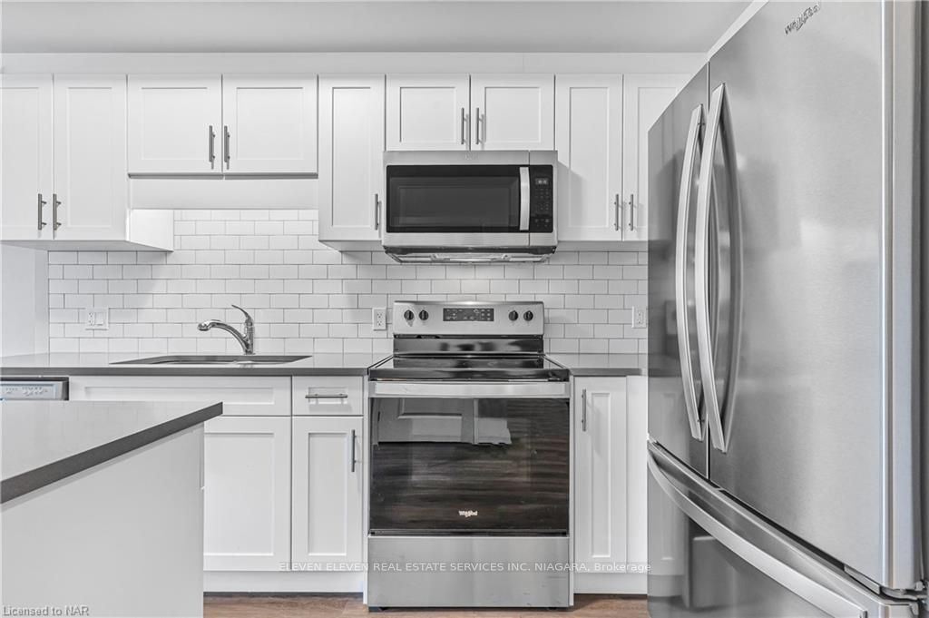 Front of Unit 402, 118 Summersides Boulevard