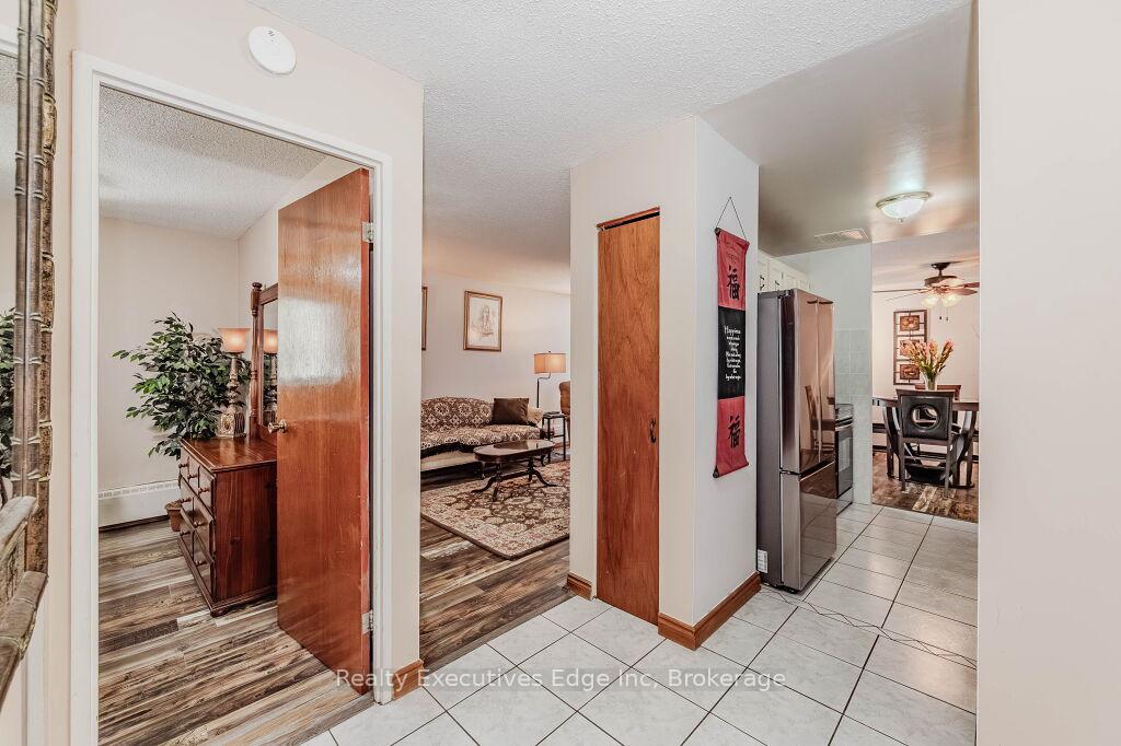 Photo 8 of Unit 307, 234 Willow Road, Guelph, Junction/Onward Willow — HOMEH