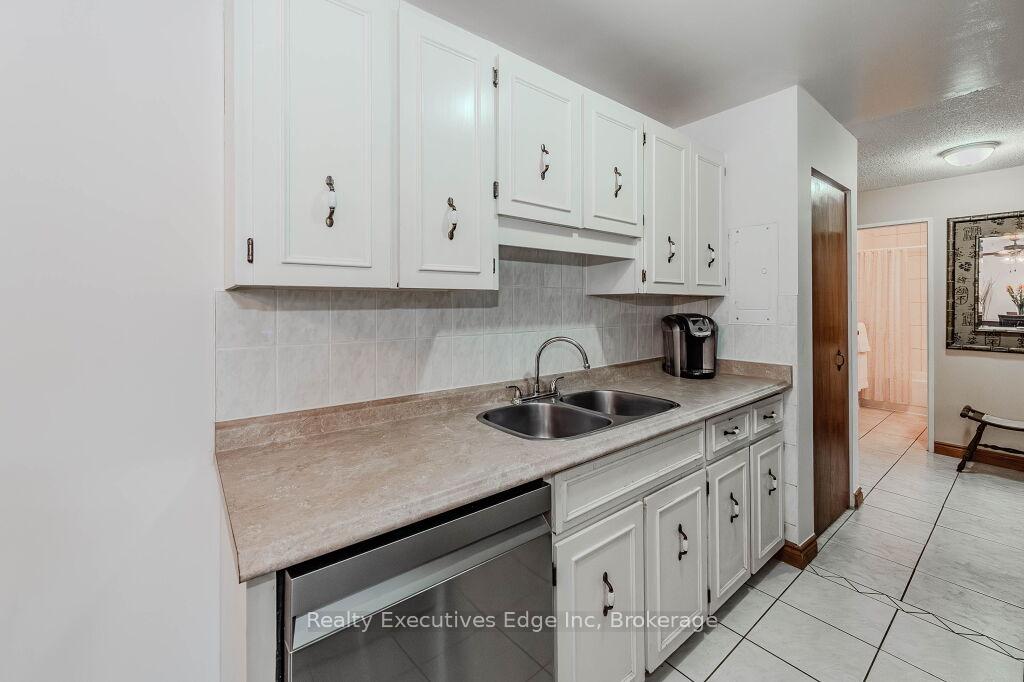 Photo 16 of Unit 307, 234 Willow Road, Guelph, Junction/Onward Willow — HOMEH
