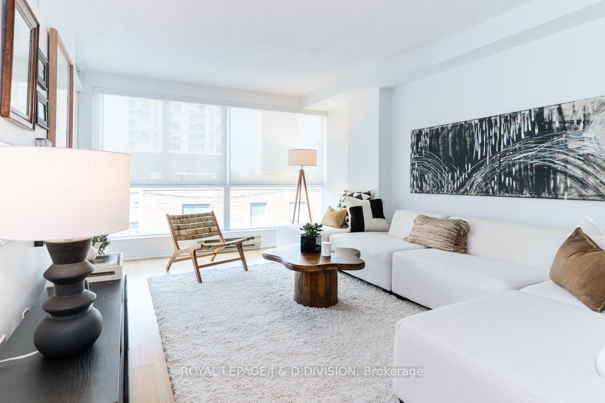Photo 5 of Unit 507, 7 Broadway Avenue, Toronto, Mount Pleasant West — HOMEH
