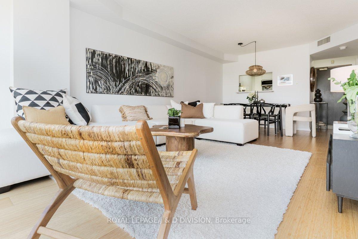 Photo 11 of Unit 507, 7 Broadway Avenue, Toronto, Mount Pleasant West — HOMEH