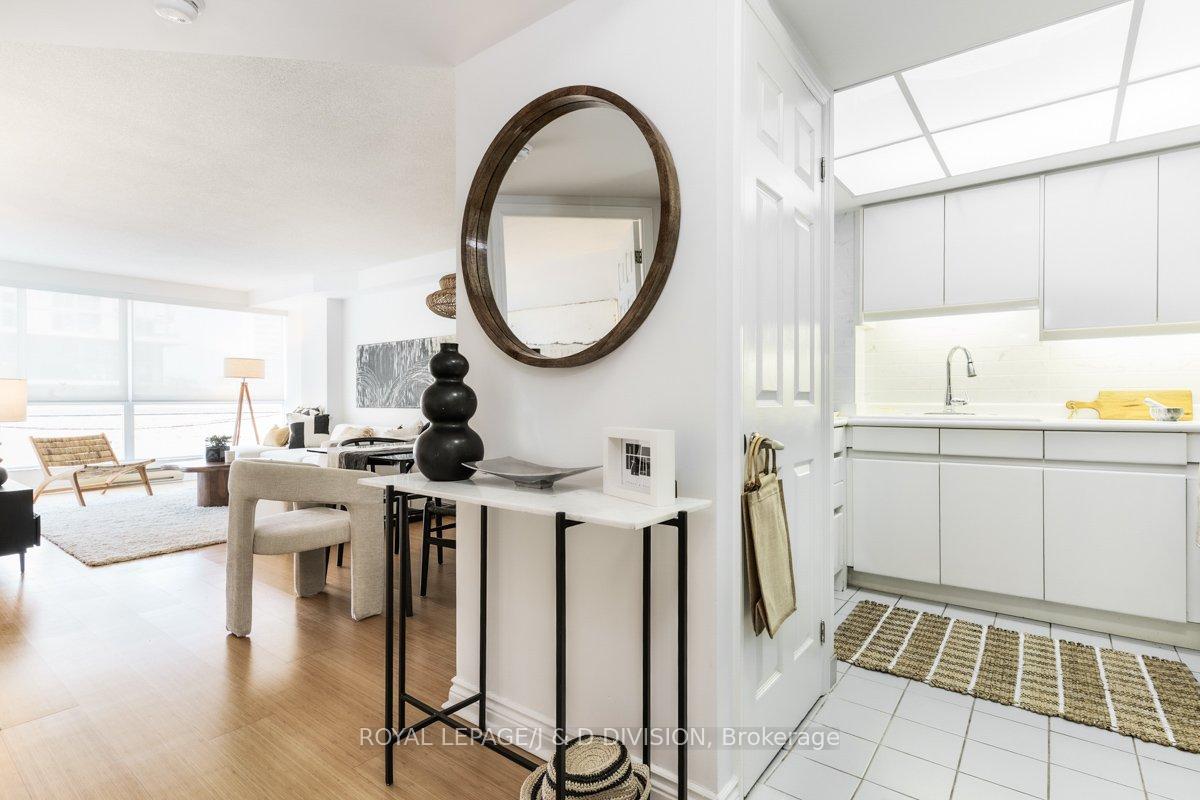 Photo 24 of Unit 507, 7 Broadway Avenue, Toronto, Mount Pleasant West — HOMEH