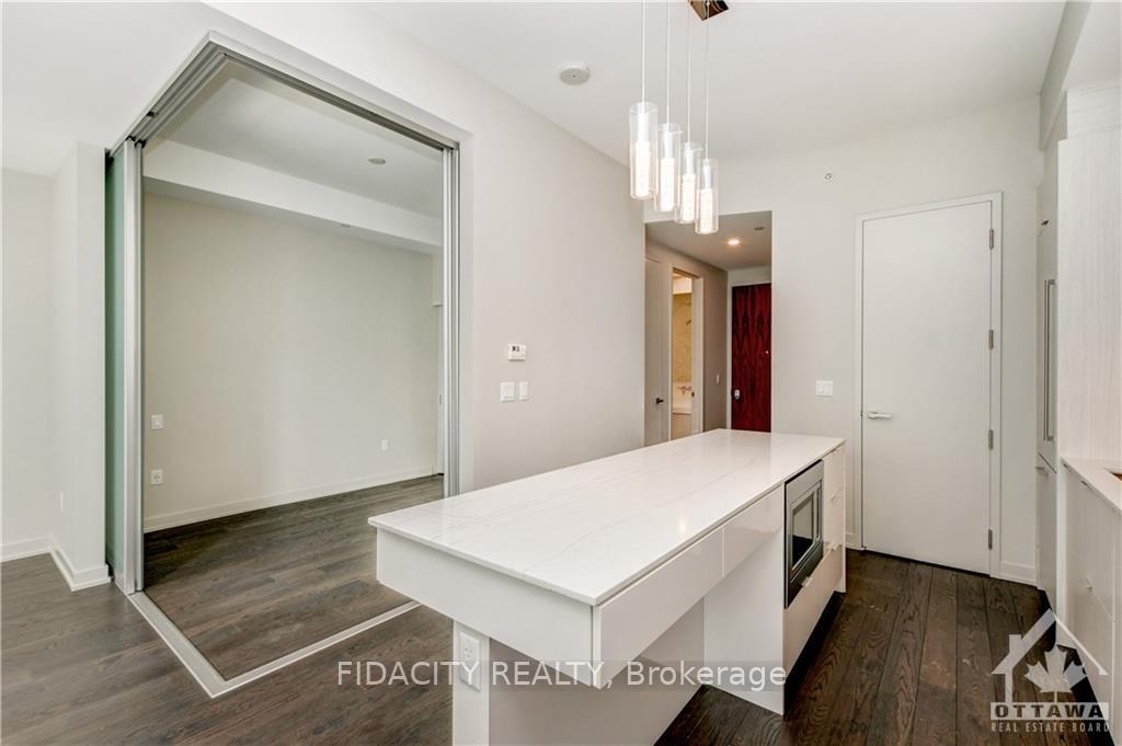 Photo 5 of Unit 1601, 101 Queen Street, Ottawa, Ottawa Centre — HOMEH