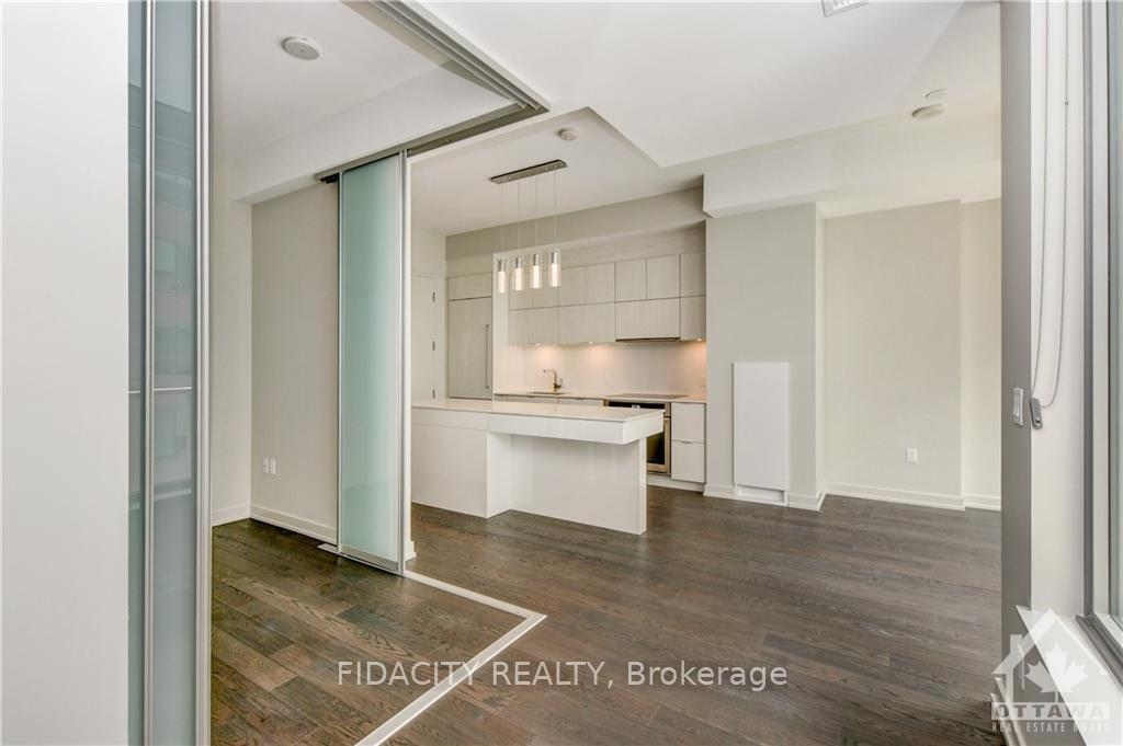 Photo 10 of Unit 1601, 101 Queen Street, Ottawa, Ottawa Centre — HOMEH