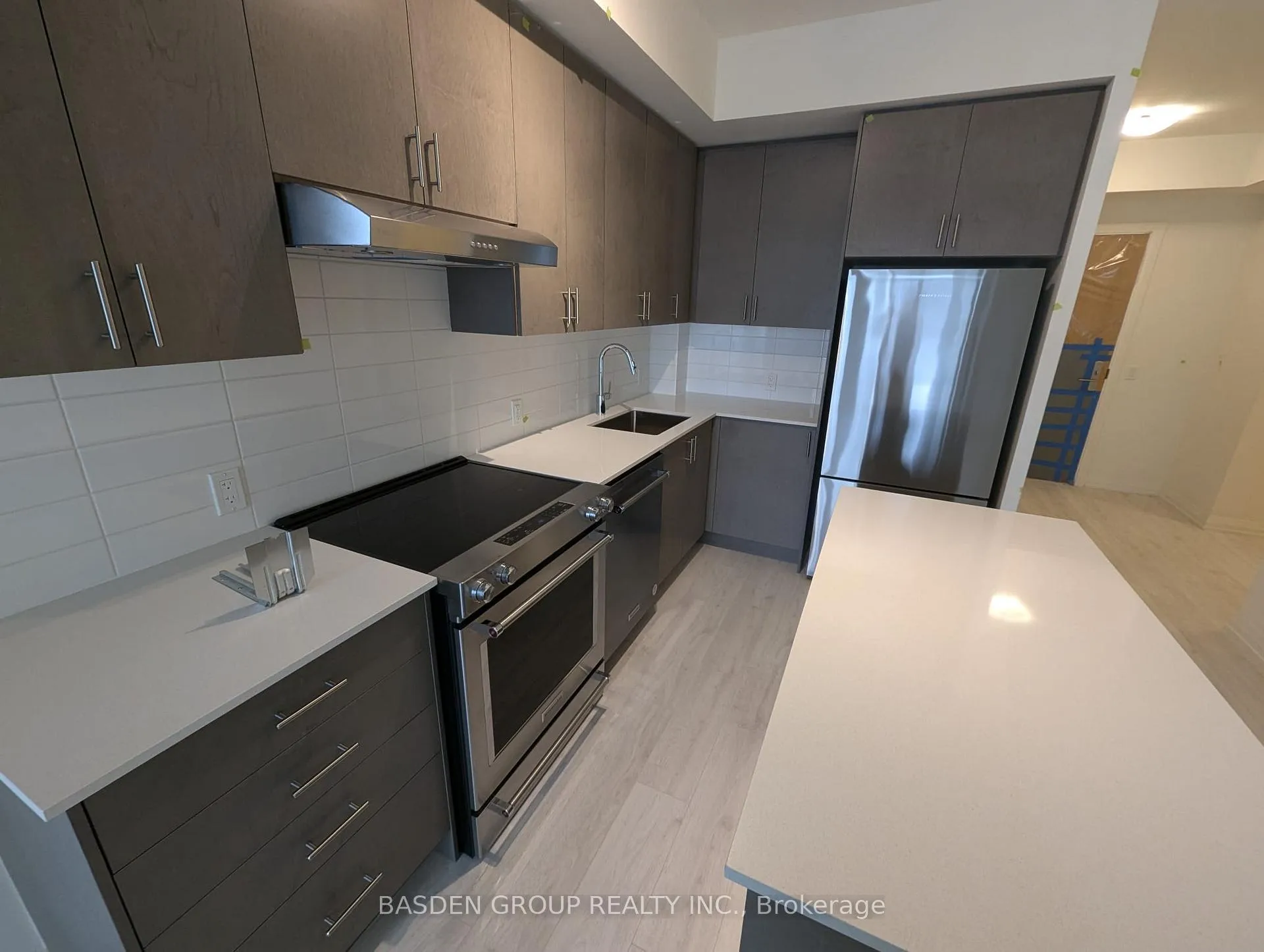 Photo 6 of Unit 433, 8960 Jane Street, Vaughan, Vellore Village — HOMEH