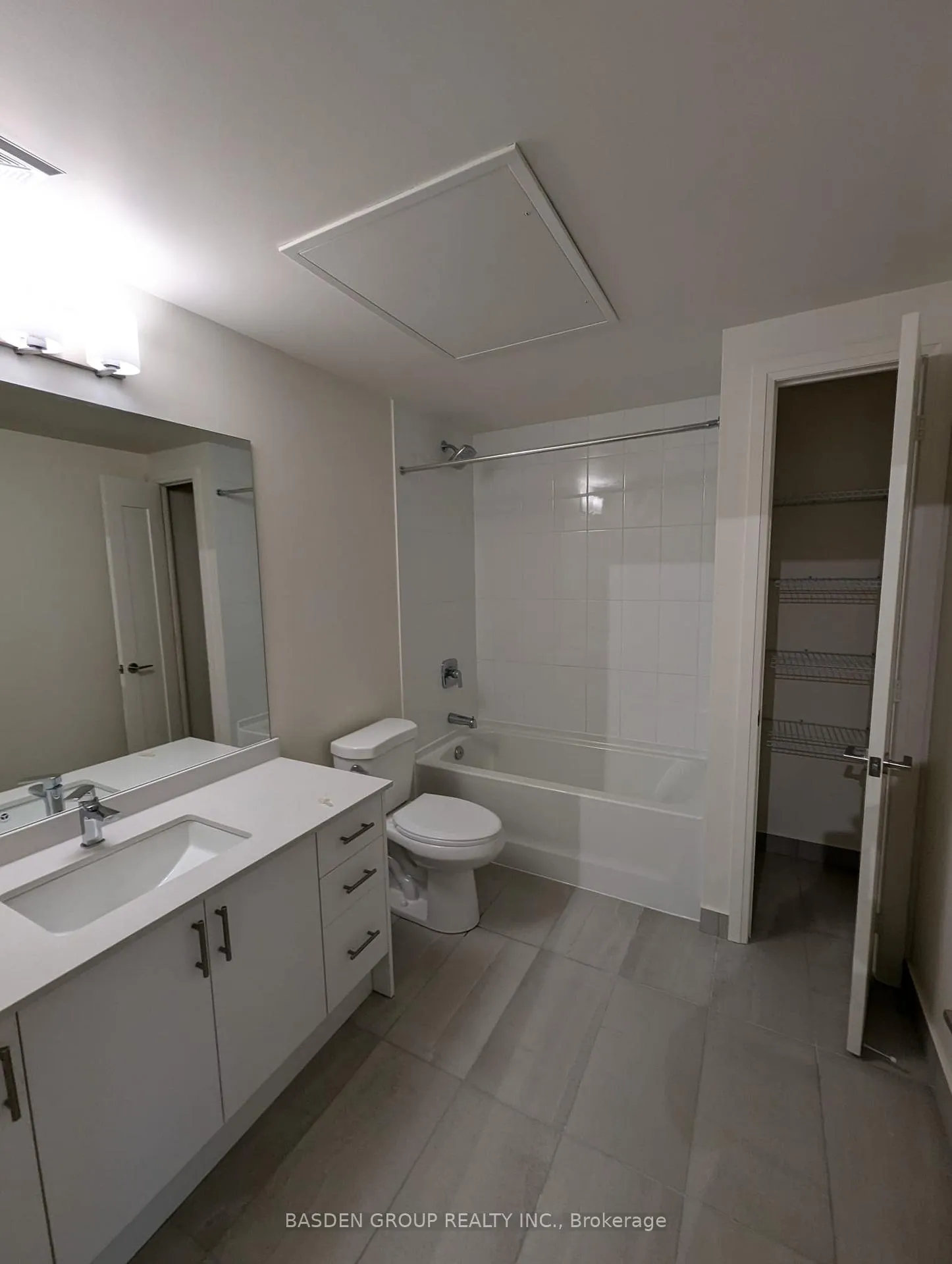 Photo 12 of Unit 433, 8960 Jane Street, Vaughan, Vellore Village — HOMEH