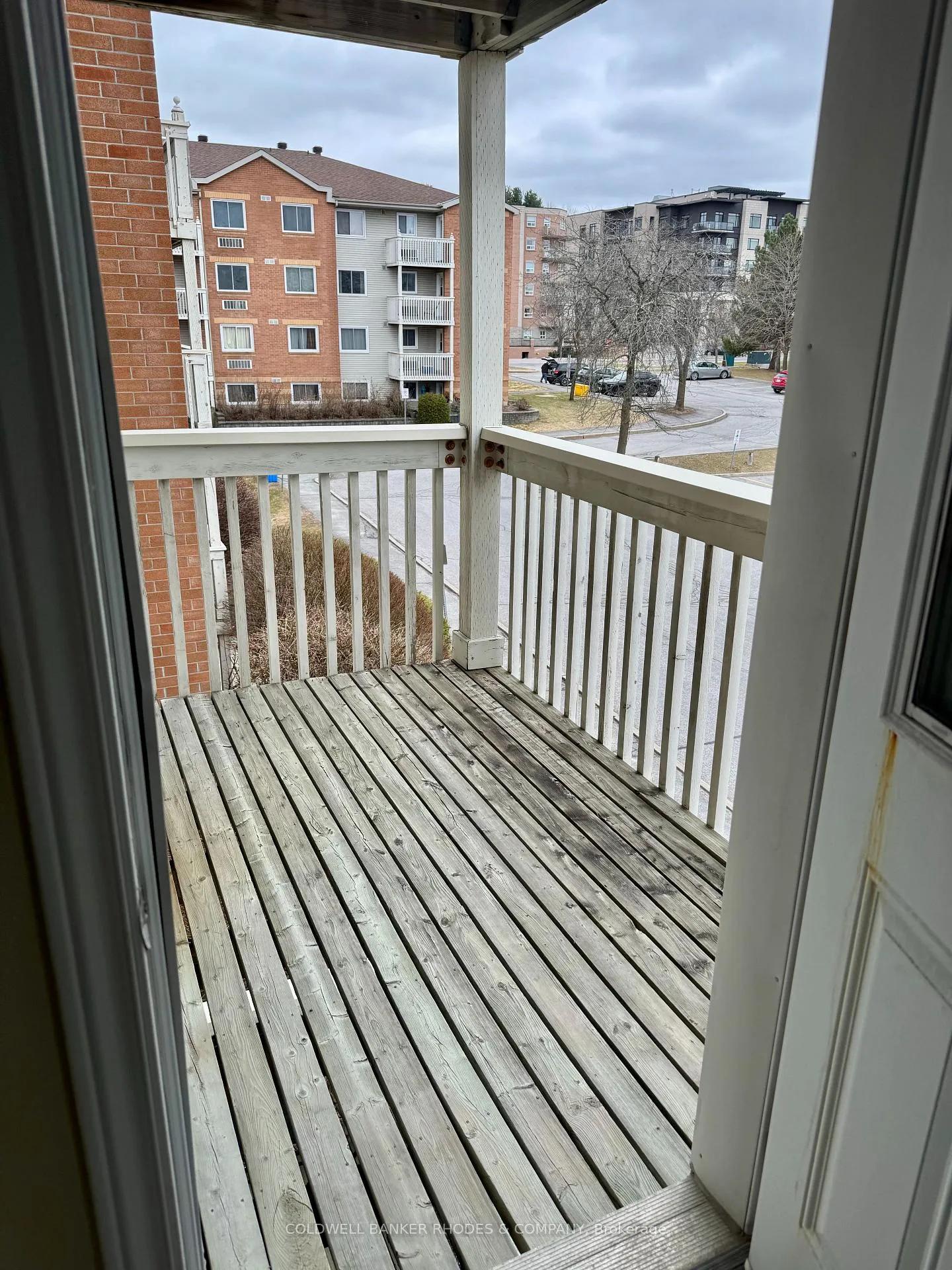 Photo 12 of Unit 302, 325 Centrum Boulevard, Ottawa, Bilberry Creek/Queenswood Heights — HOMEH