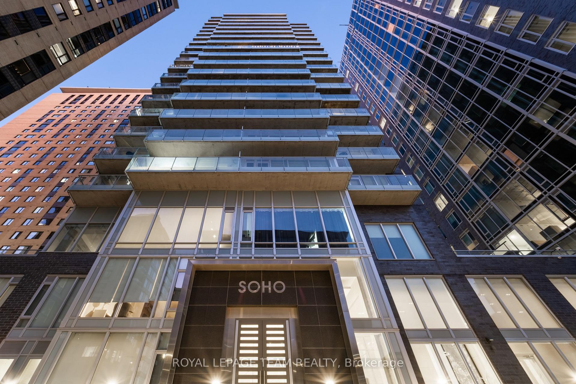 Front of Unit 2101, 111 Champagne Avenue