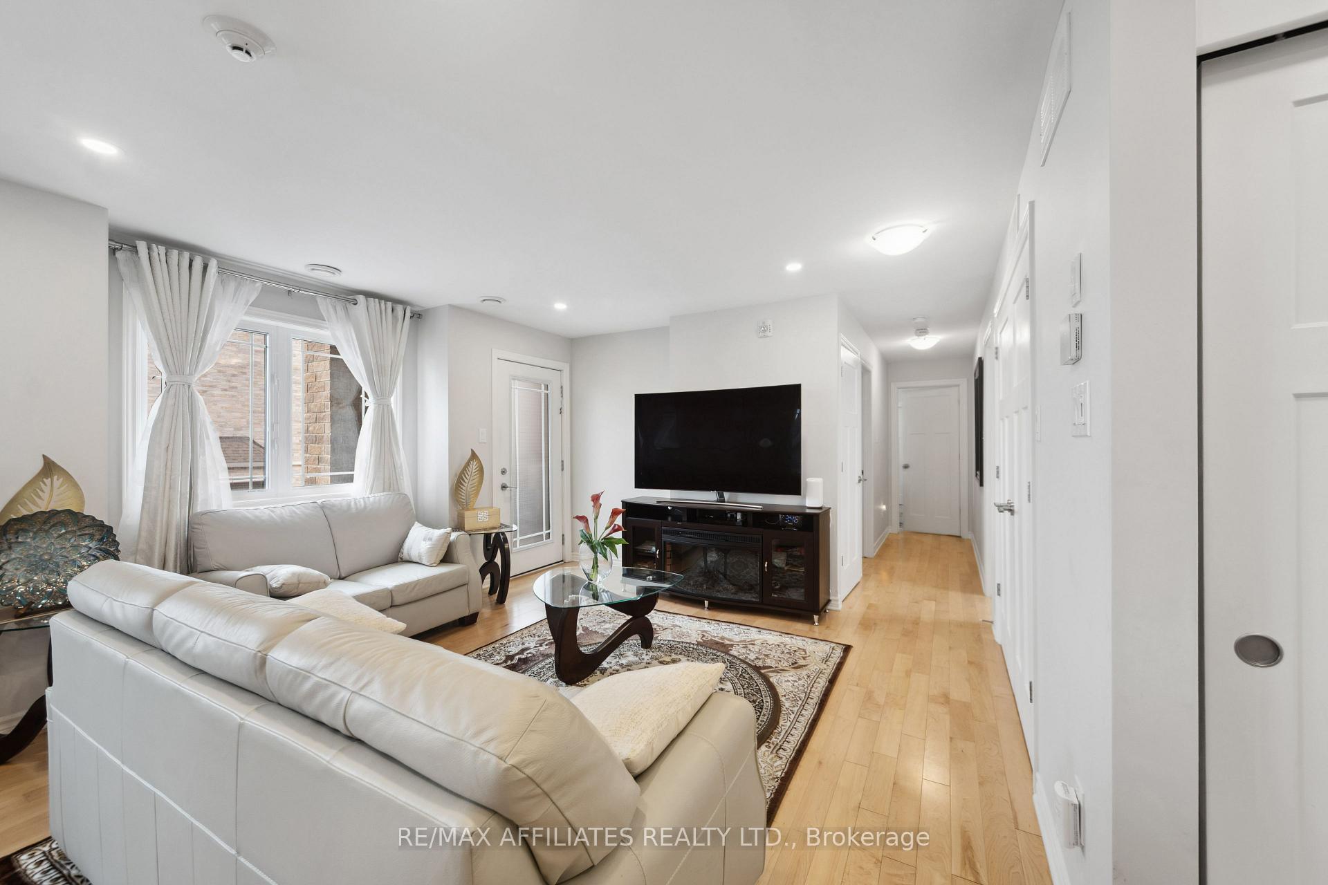 Photo 17 of Unit 4, 365 Tribeca Private, Ottawa, Barrhaven - Longfields — HOMEH