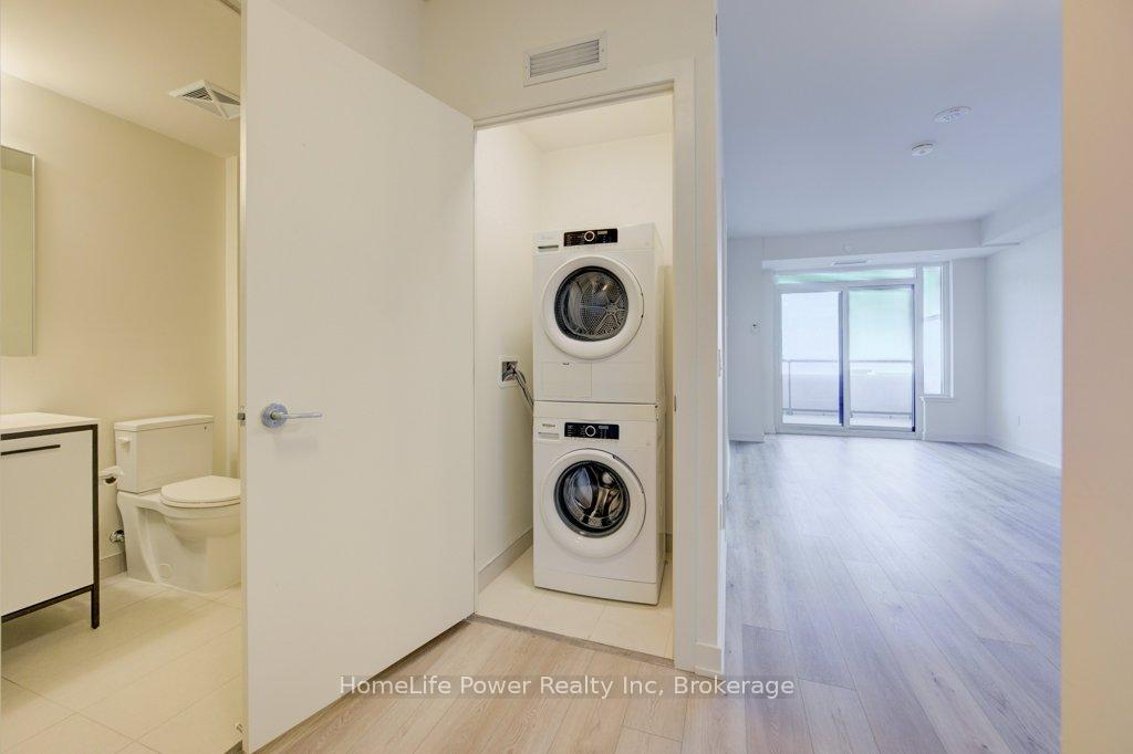 Photo 4 of Unit 806, 385 Winston Road, Grimsby, Grimsby Beach — HOMEH