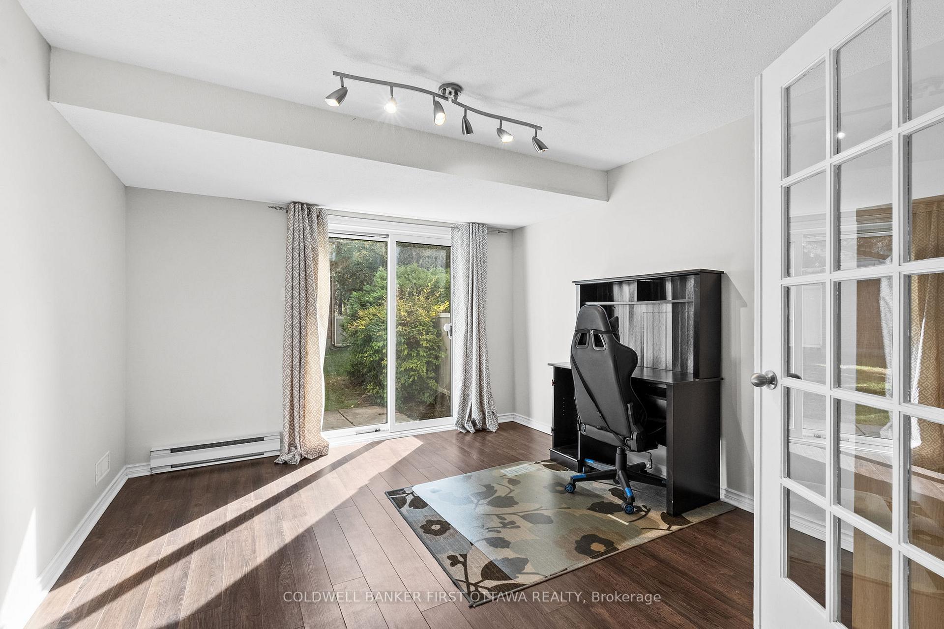 Photo 7 of 16 Wrenwood Crescent, Ottawa, Centrepointe — HOMEH
