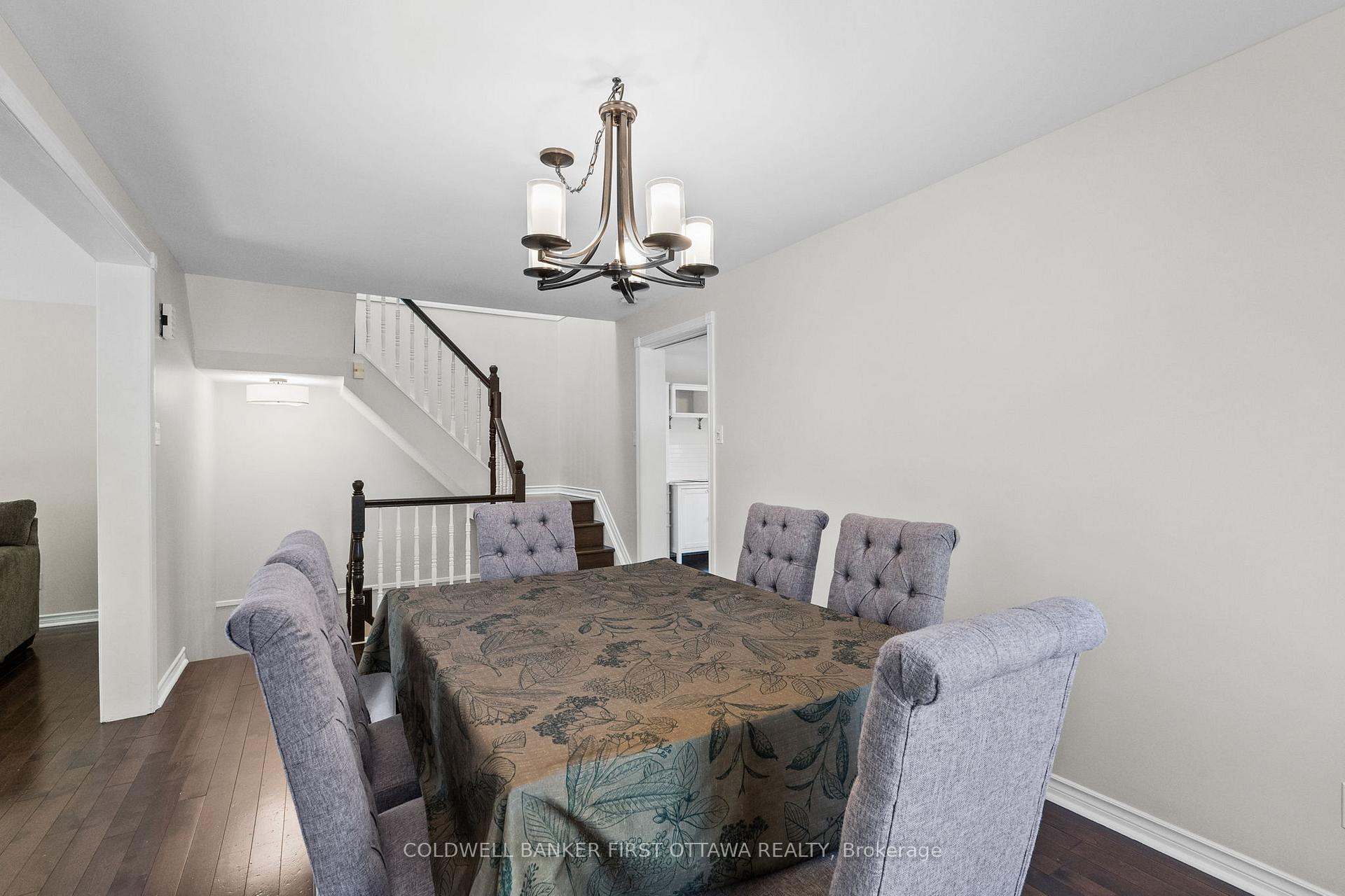 Photo 12 of 16 Wrenwood Crescent, Ottawa, Centrepointe — HOMEH