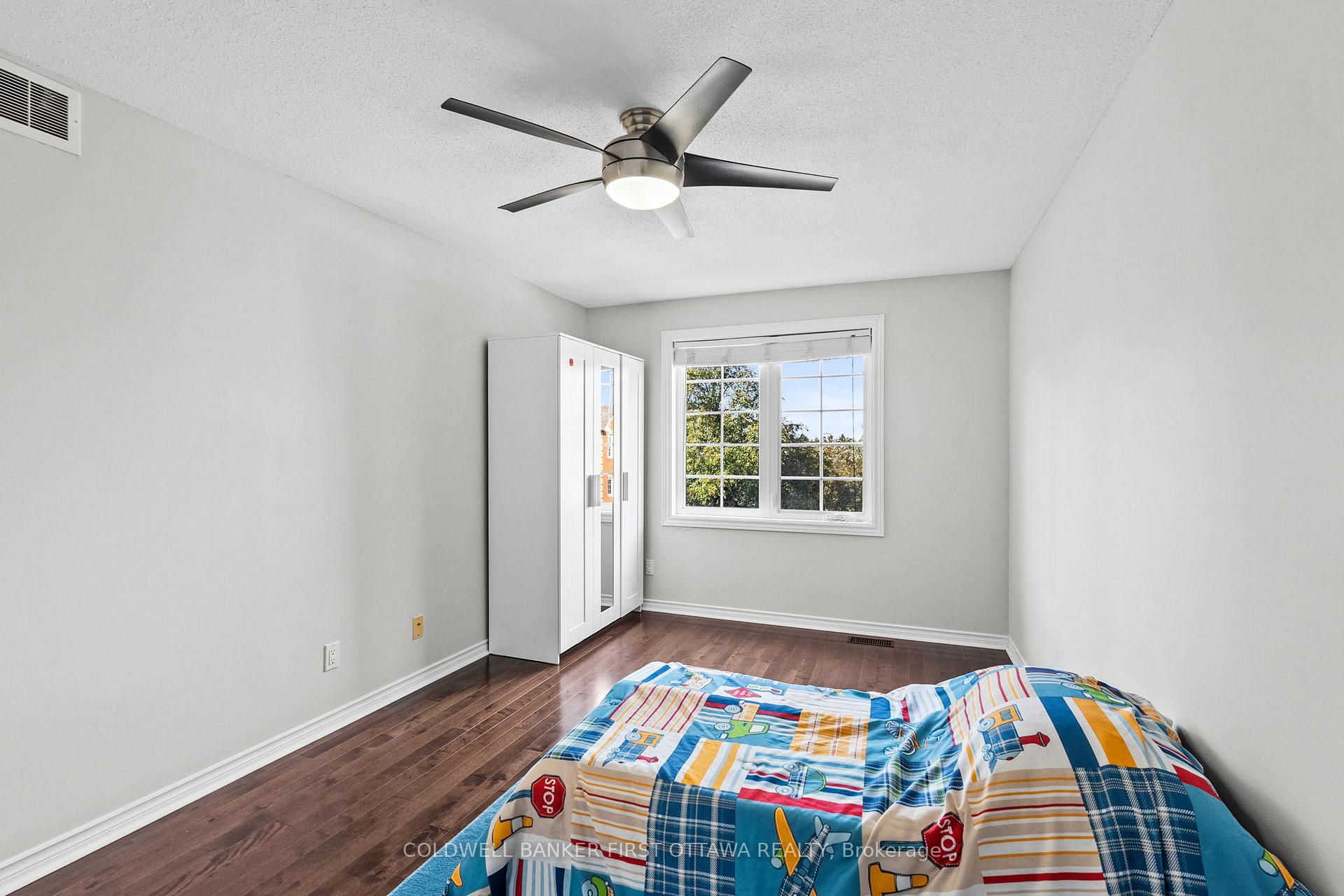 Photo 28 of 16 Wrenwood Crescent, Ottawa, Centrepointe — HOMEH