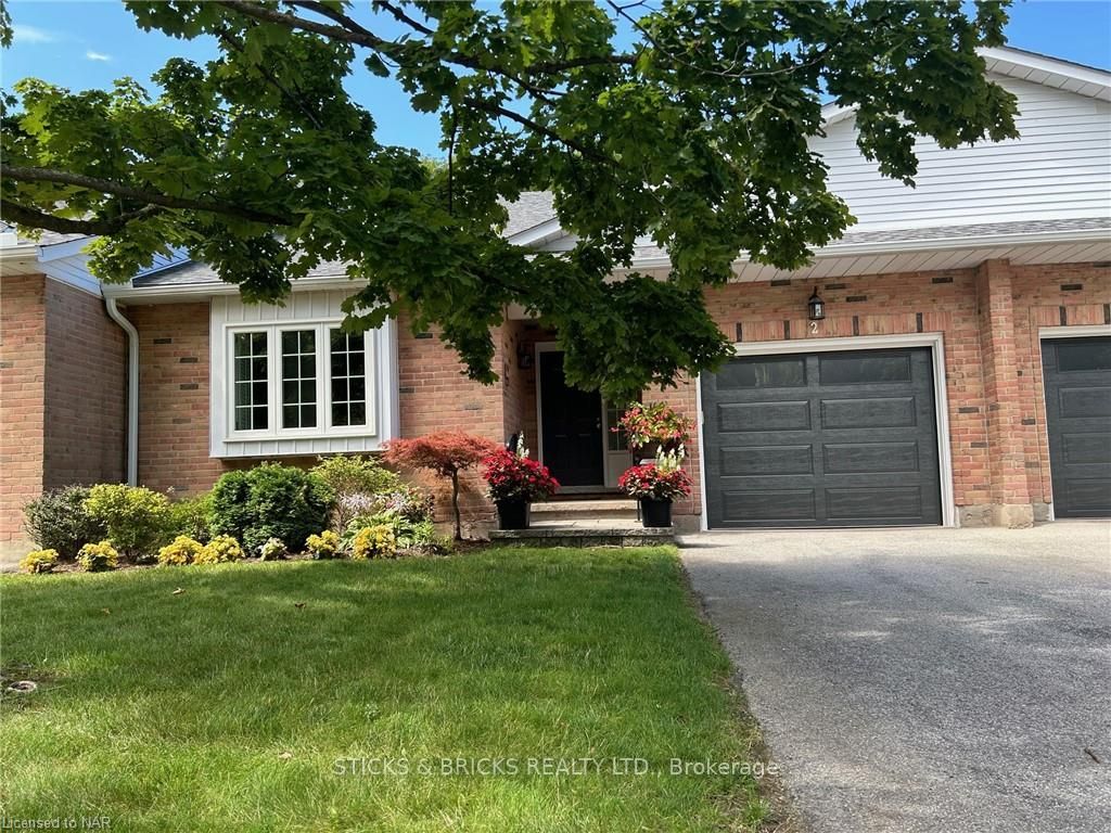Front of Unit 2, 10 Elderwood Drive