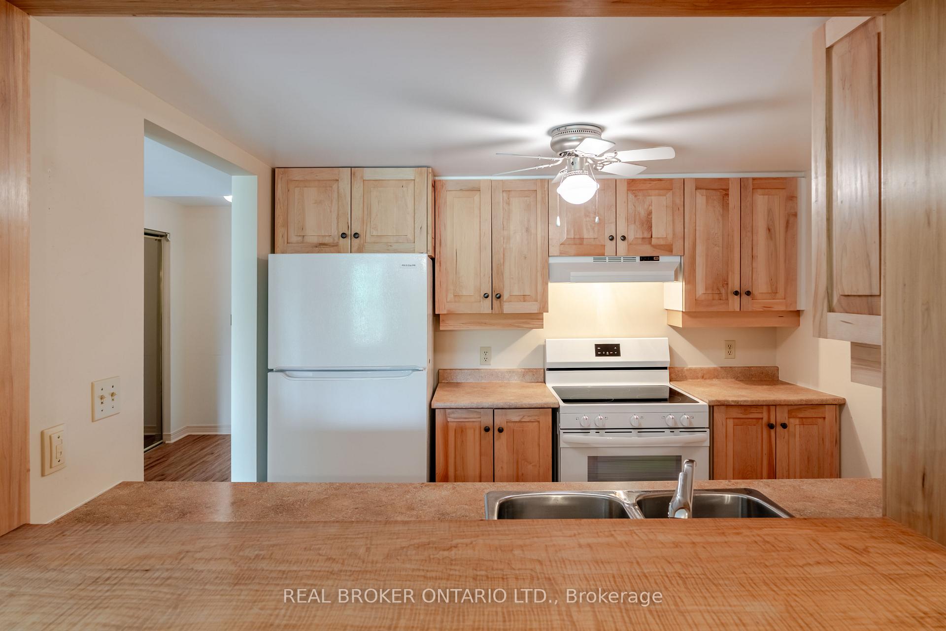 Photo 8 of Unit 202, 23 Rogers Road, Perth — HOMEH