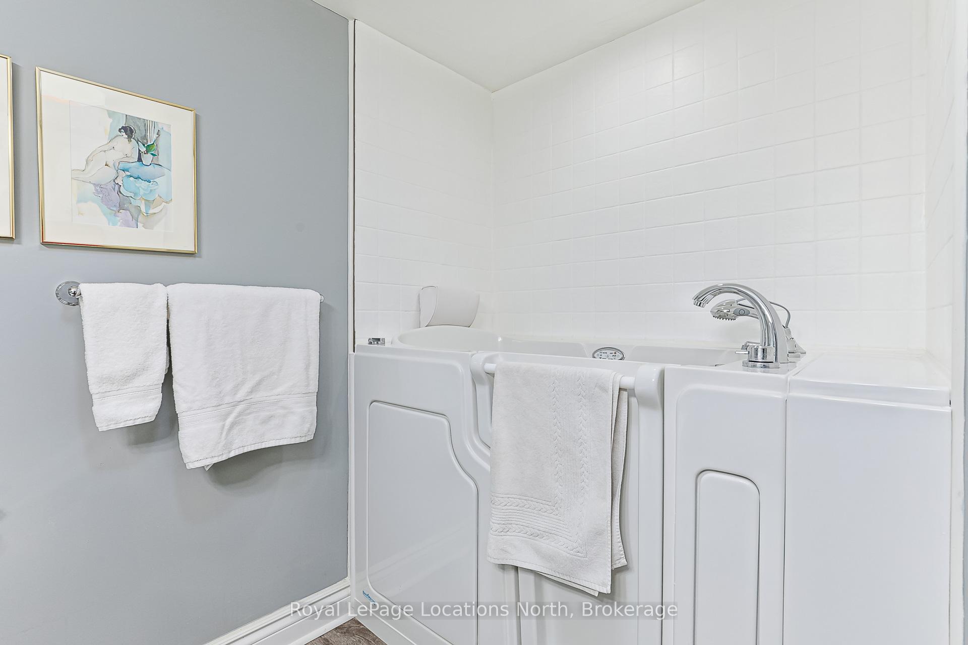 Photo 21 of Unit 417, 91 Raglan Street, Collingwood — HOMEH