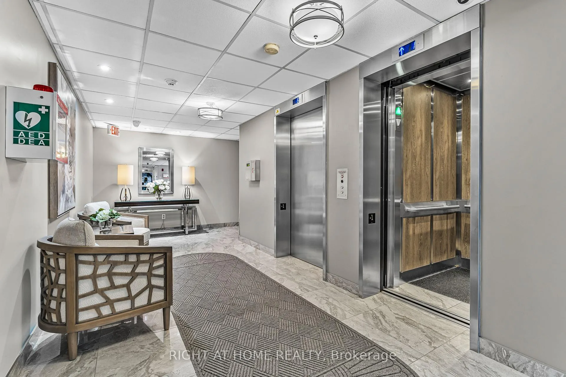 Photo 7 of Unit 707, 81 Scott Street, St. Catharines, Lakeport — HOMEH