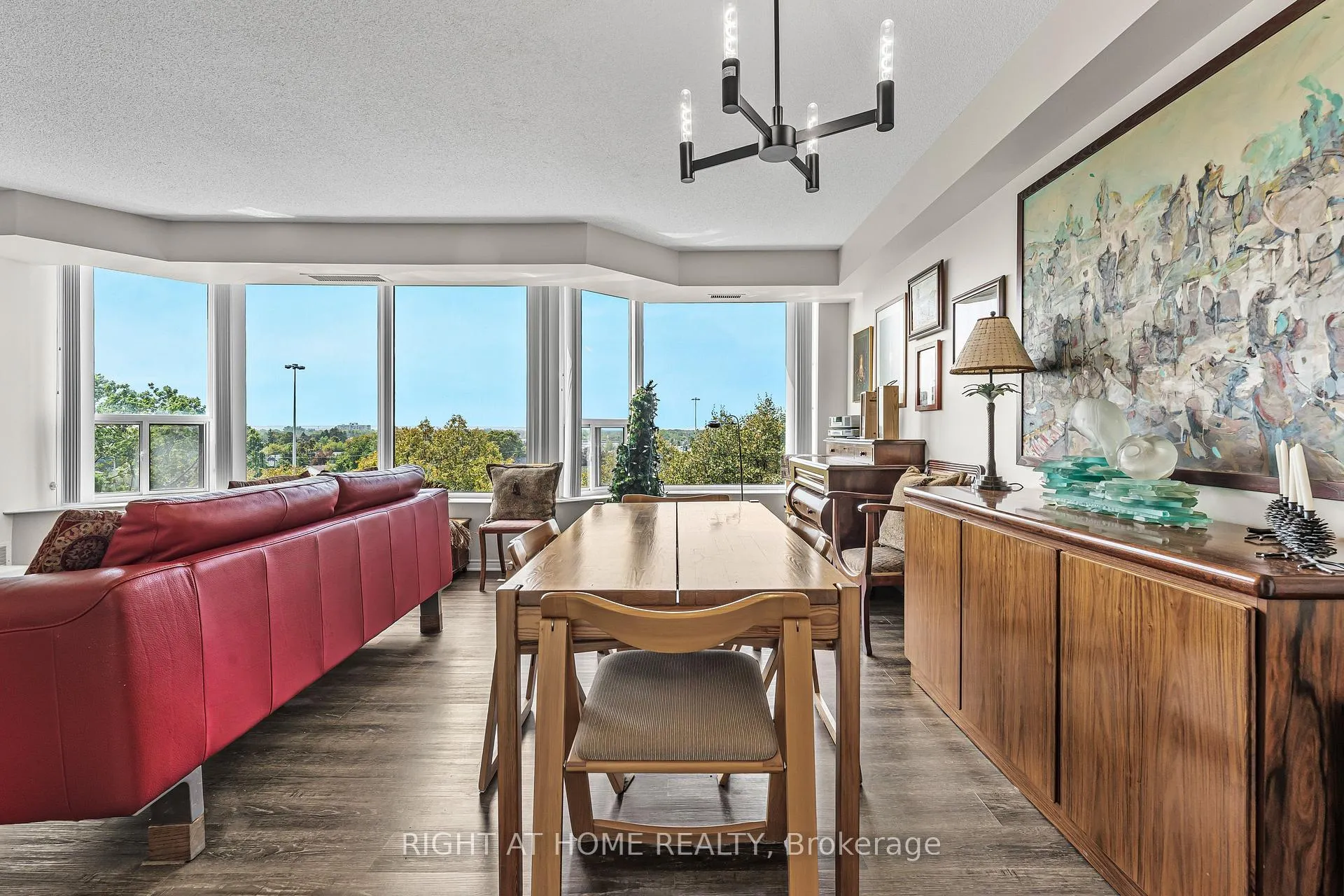 Photo 13 of Unit 707, 81 Scott Street, St. Catharines, Lakeport — HOMEH