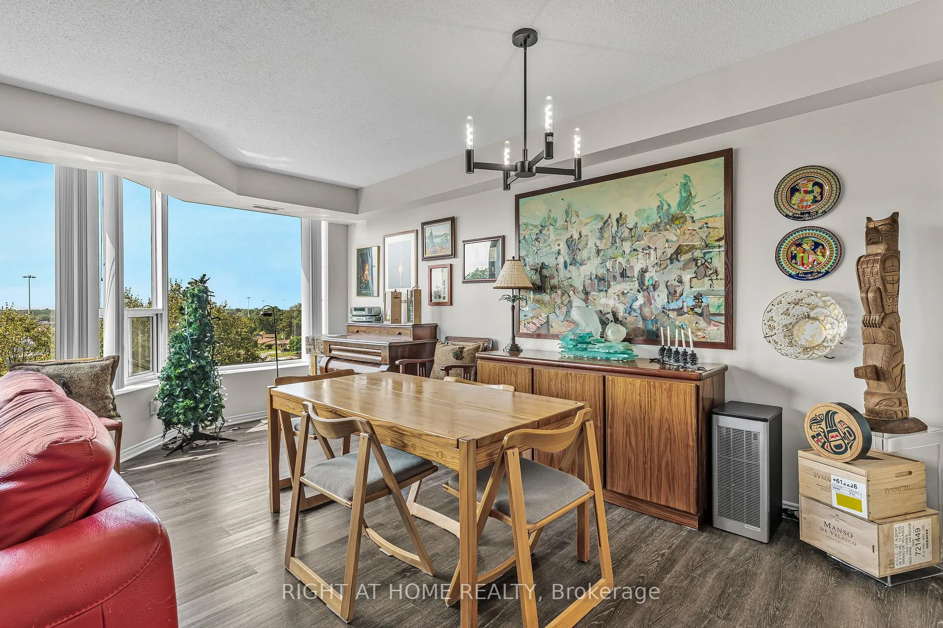 Photo 14 of Unit 707, 81 Scott Street, St. Catharines, Lakeport — HOMEH