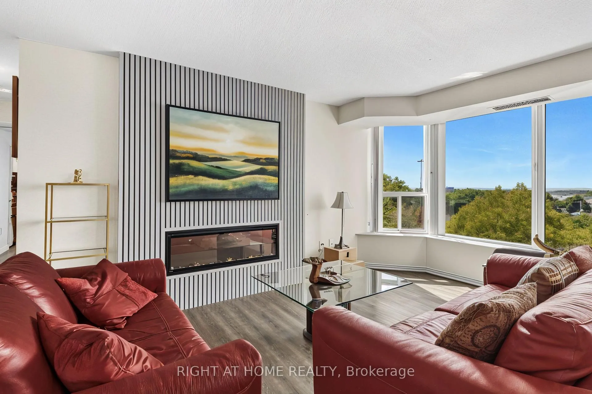 Photo 17 of Unit 707, 81 Scott Street, St. Catharines, Lakeport — HOMEH