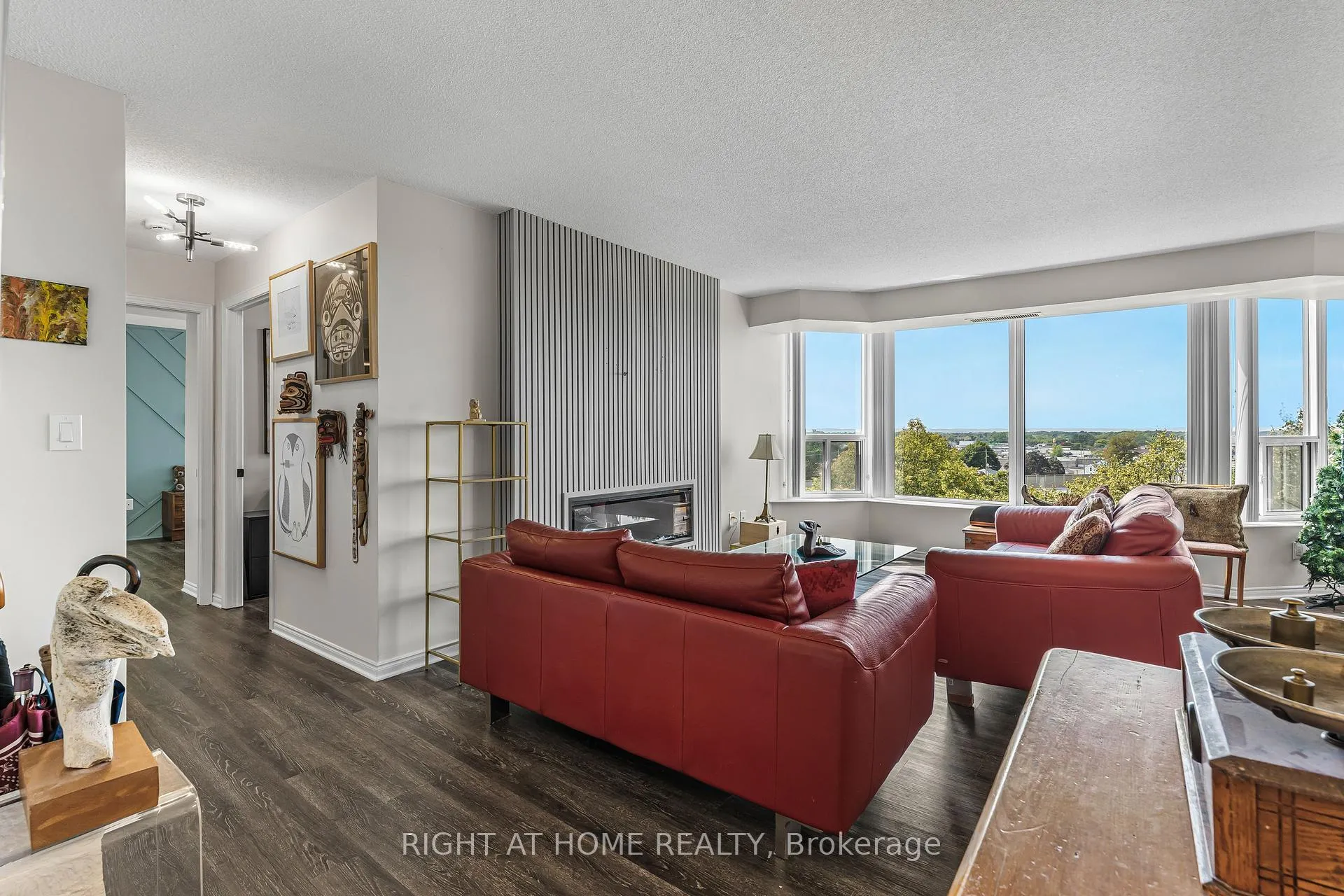 Photo 18 of Unit 707, 81 Scott Street, St. Catharines, Lakeport — HOMEH