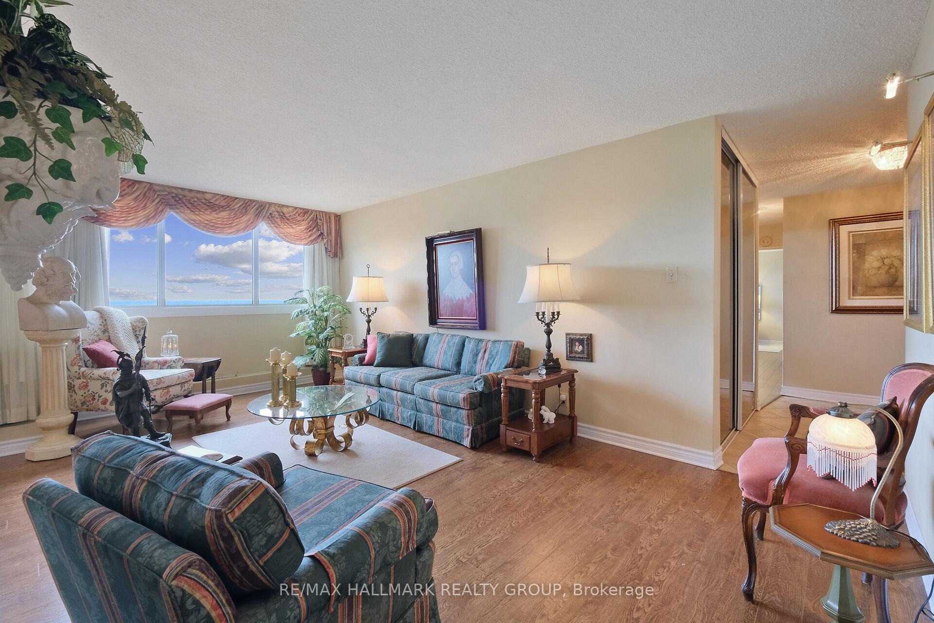 Photo 8 of Unit 1605, 3360 Southgate Road, Ottawa, South Keys — HOMEH