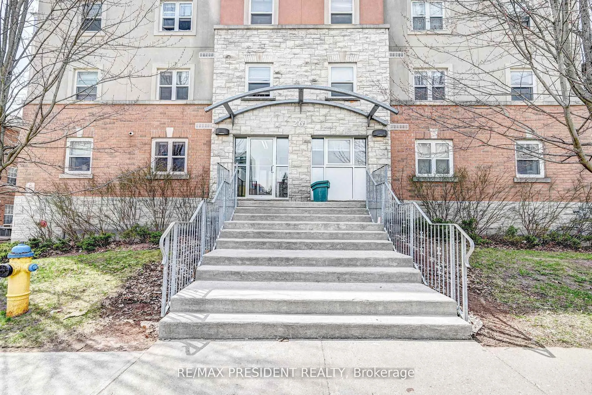 Photo 2 of Unit 504, 261 Lester Street, Waterloo, Beechwood/University — HOMEH
