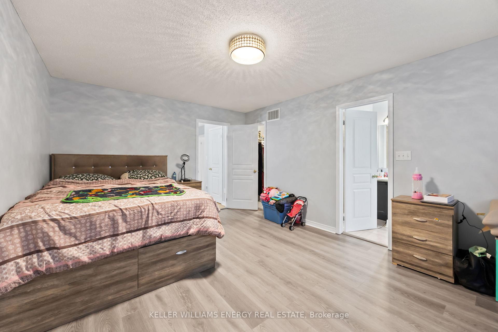 Photo 12 of 85 Winchester Terrace, Barrie, Rural Barrie Southeast — HOMEH