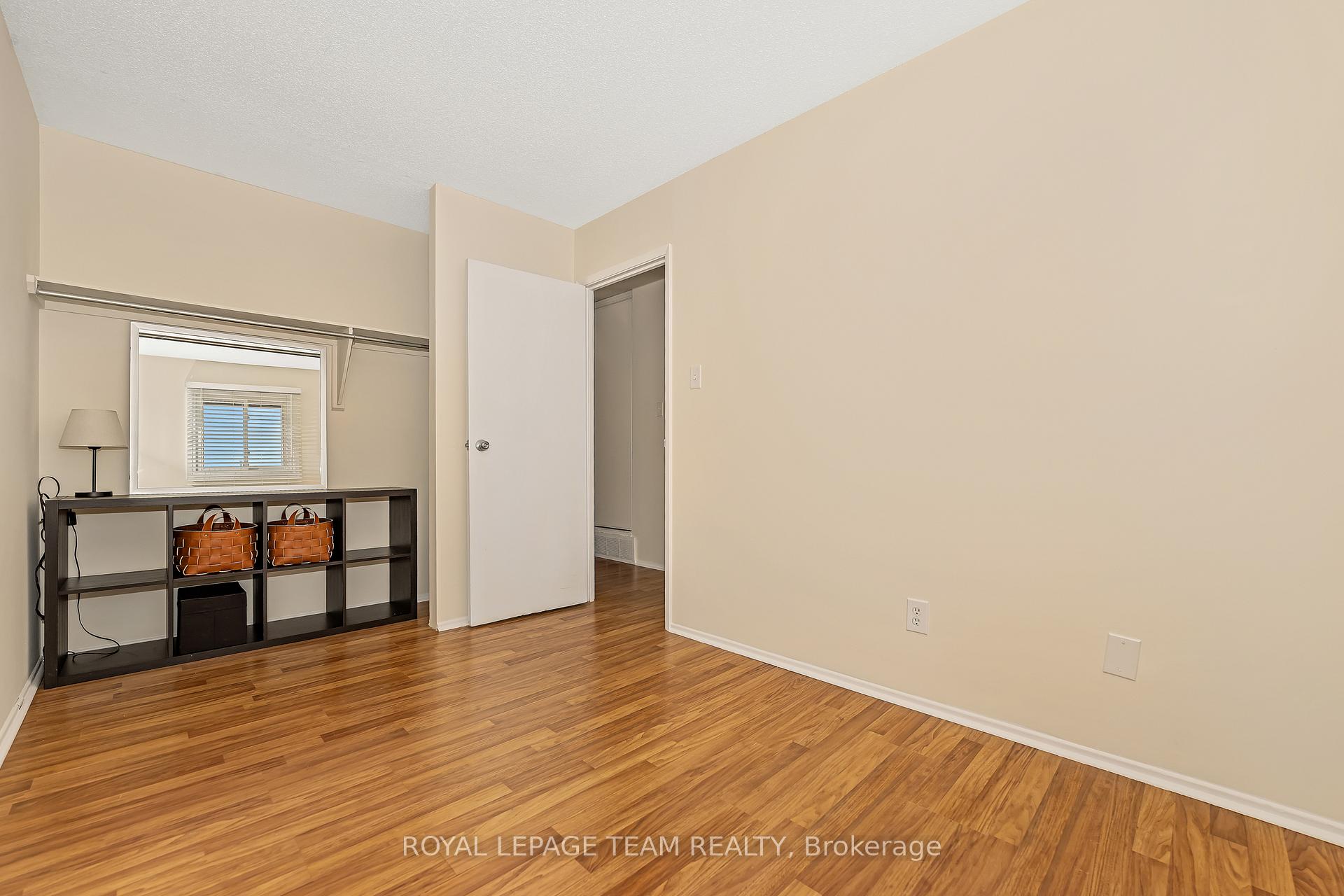 Photo 28 of 1844 Stonehenge Crescent, Ottawa, Pineview — HOMEH